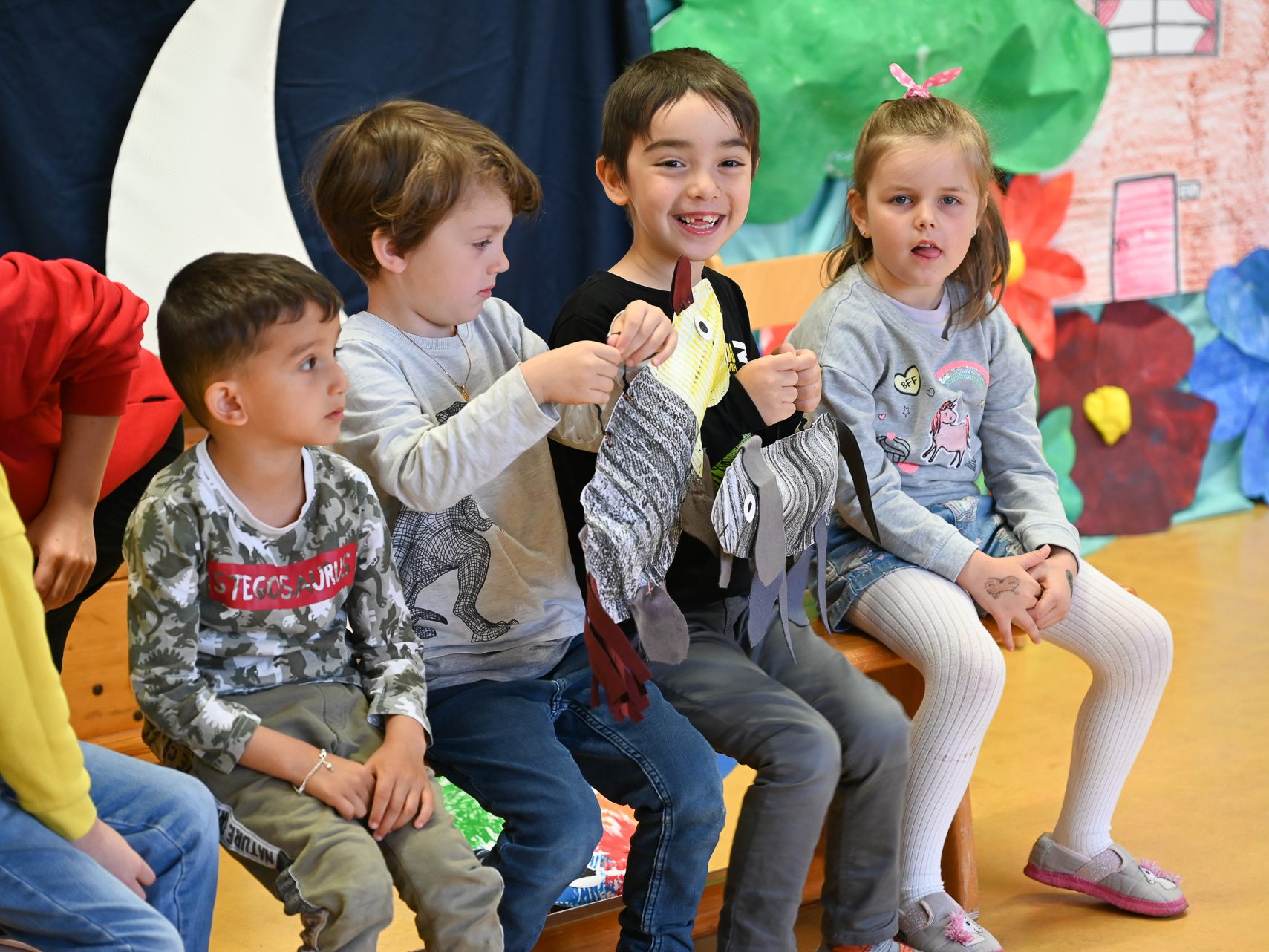 Die Kinder vom Kindergarten Augarten feierten die Mamas zum Muttertag und führten ihnen ein Theaterstück vor.