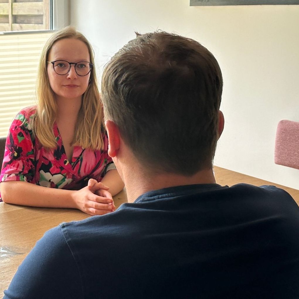 Ein Harder wurde von Unbekannten attackiert, er schoss noch ein Foto ihres Autos.