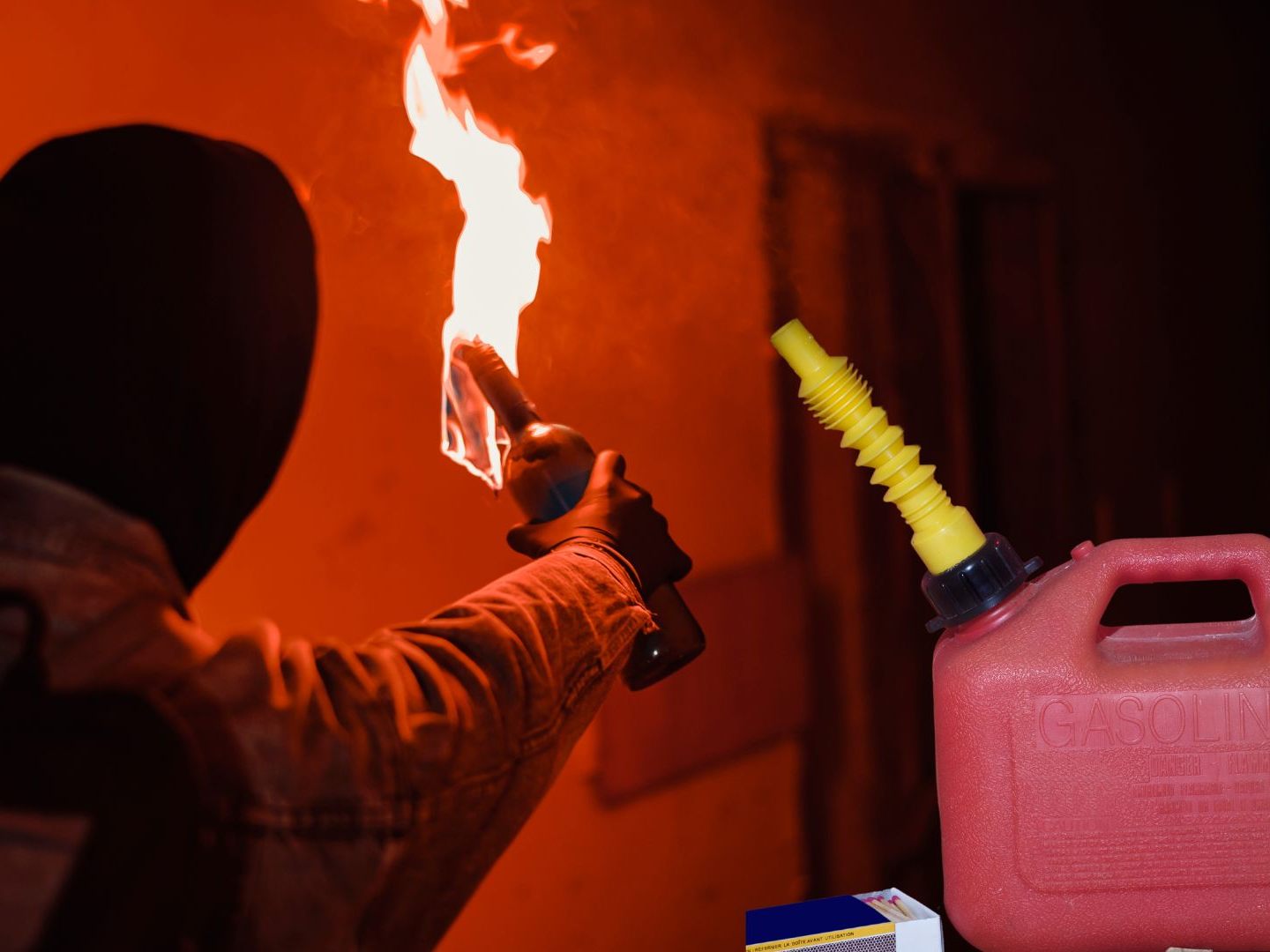 Brandstifter wegen versuchten Mordes zu 12-Jahren Haft verureilt Brandstifter wegen versuchten Mordes zu 12-Jahren Haft verureilt