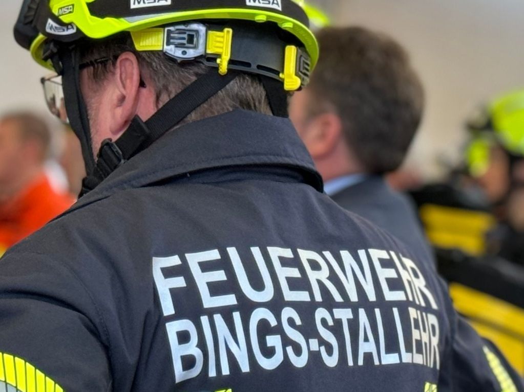 Übergabe der Waldbrandbekämpfungsausrüstung