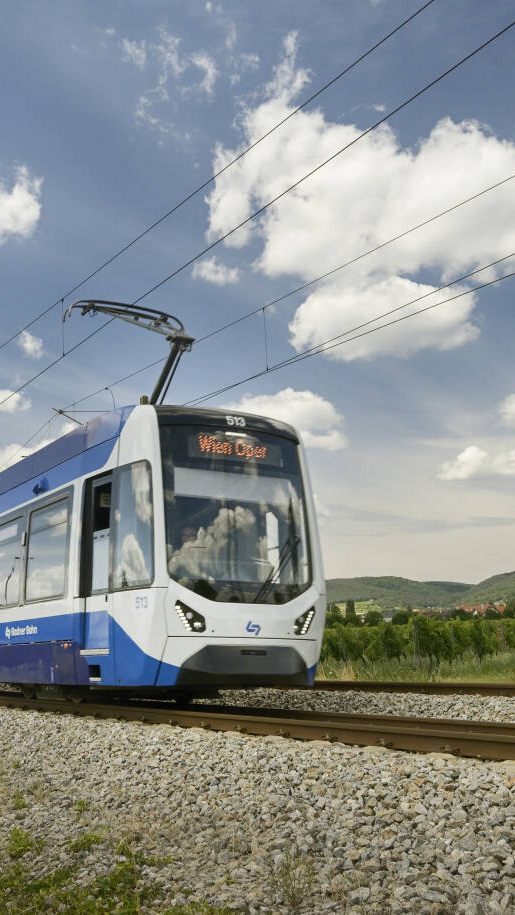 Die Badner Bahn verzeichnete 2023 gut 41 Prozent aller Fahrgäste der 17 österreichischen Regionalbahnen.