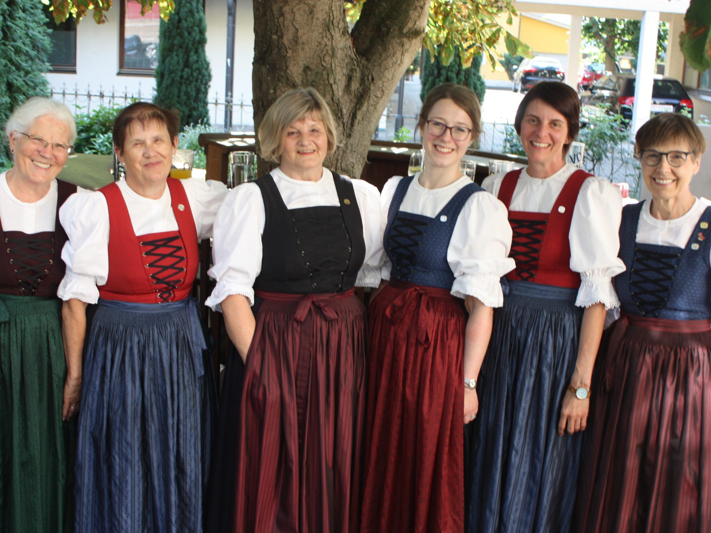 Die Trachtengruppe Rankweil lädt zum Mariensingen.