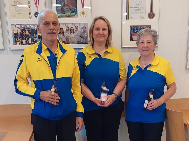 Von links nach rechts: Gottfried Paulitsch, Carmen Stütler und Hildegard Müller. Von links nach rechts: Gottfried Paulitsch, Carmen Stütler und Hildegard Müller.