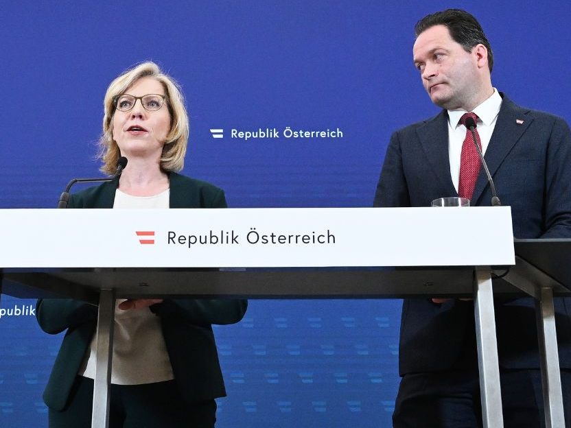 Der Klimabonus wird 2024 in der Höhe von 145 bis 290 Euro ausbezahlt. Das gab die Bundesregierung am Mittwoch nach der Ministerratssitzung bekannt. Der Klimabonus wird 2024 in der Höhe von 145 bis 290 Euro ausbezahlt. Das gab die Bundesregierung am Mittwoch nach der Ministerratssitzung bekannt.