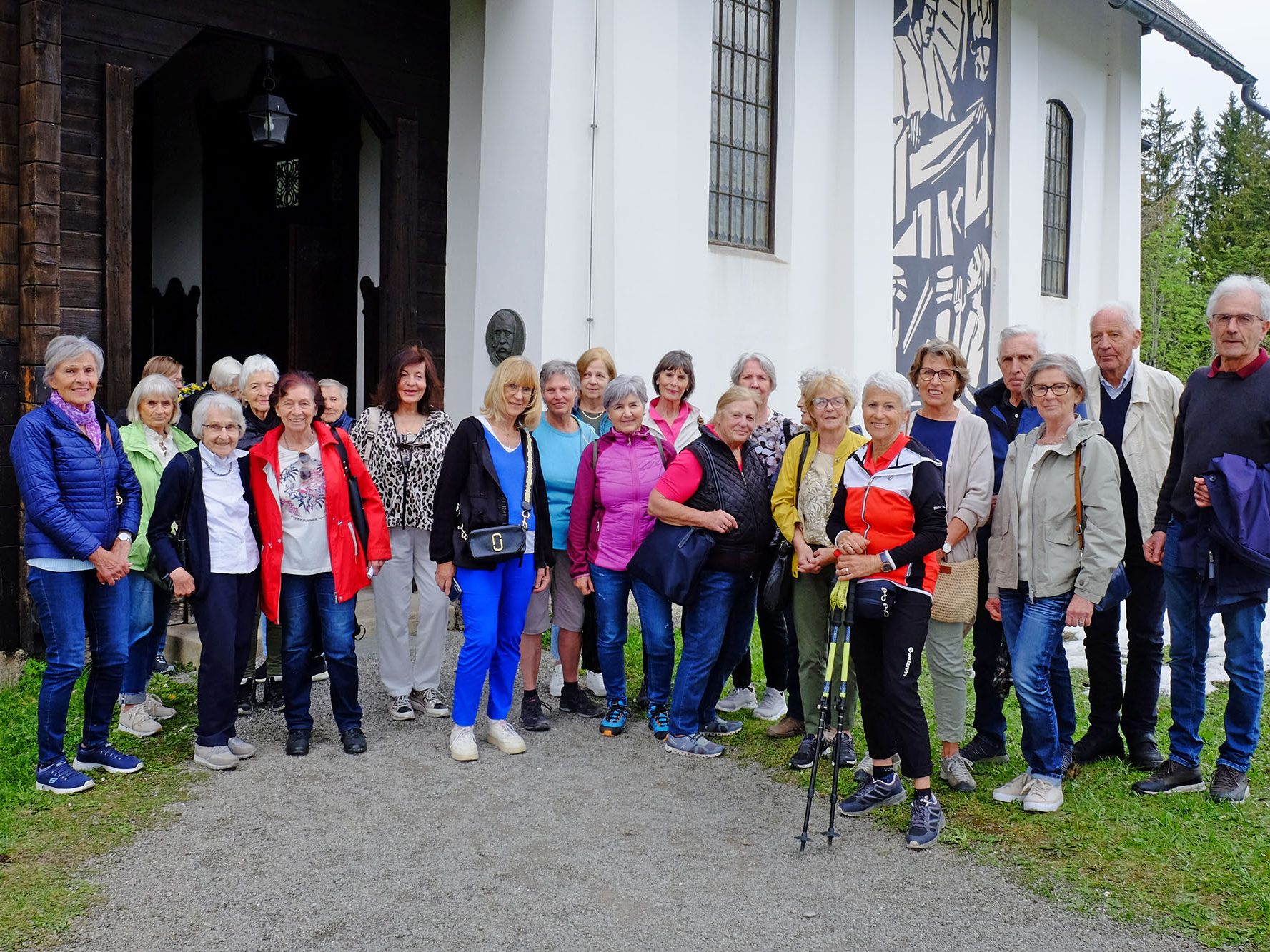 Zahlreiche Mitglieder von VORARLBERG 50plus folgten der Einladung zu einer Maiandacht am Bödele Zahlreiche Mitglieder von VORARLBERG 50plus folgten der Einladung zu einer Maiandacht am Bödele