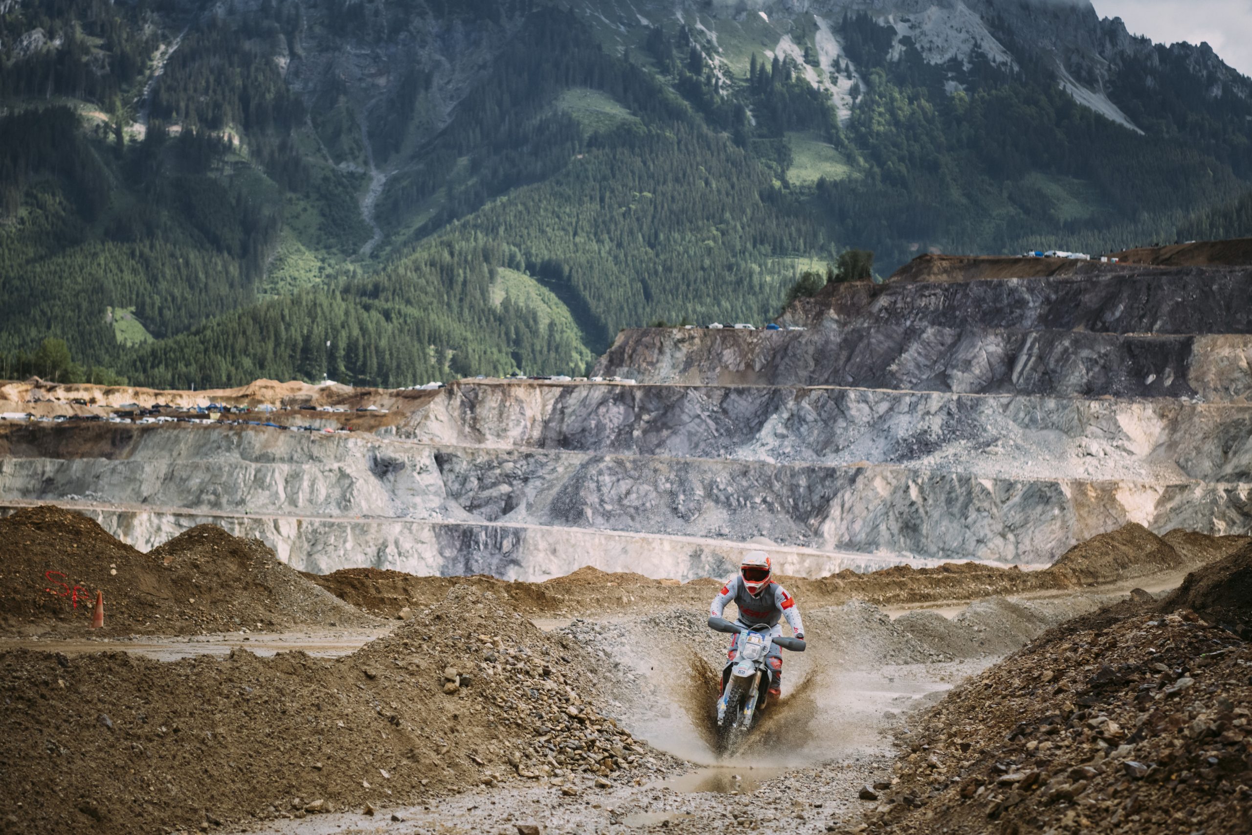 ©https://www.redbullcontentpool.com/