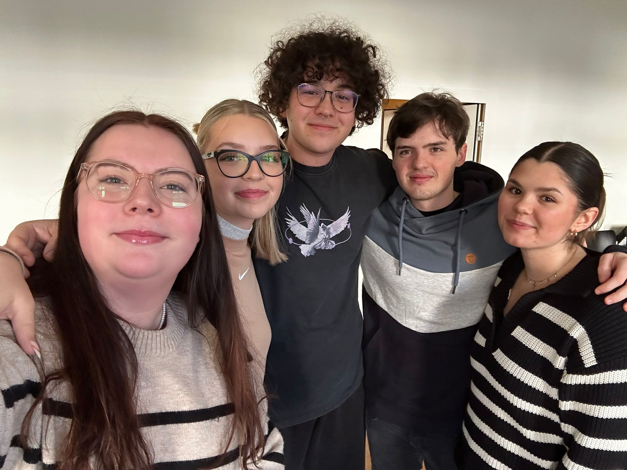 Patrick mit seinen Freunden Janine, Lilly, Lukas und Lisa. Patrick mit seinen Freunden Janine, Lilly, Lukas und Lisa.