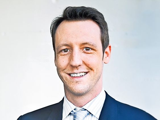 Dr. Niklas Keller stellt in der AK Die zentrale Frage: Was wollen wir künftig sein? Herr oder Sklave der Künstlichen Intelligenz? Dr. Niklas Keller stellt in der AK Die zentrale Frage: Was wollen wir künftig sein? Herr oder Sklave der Künstlichen Intelligenz?