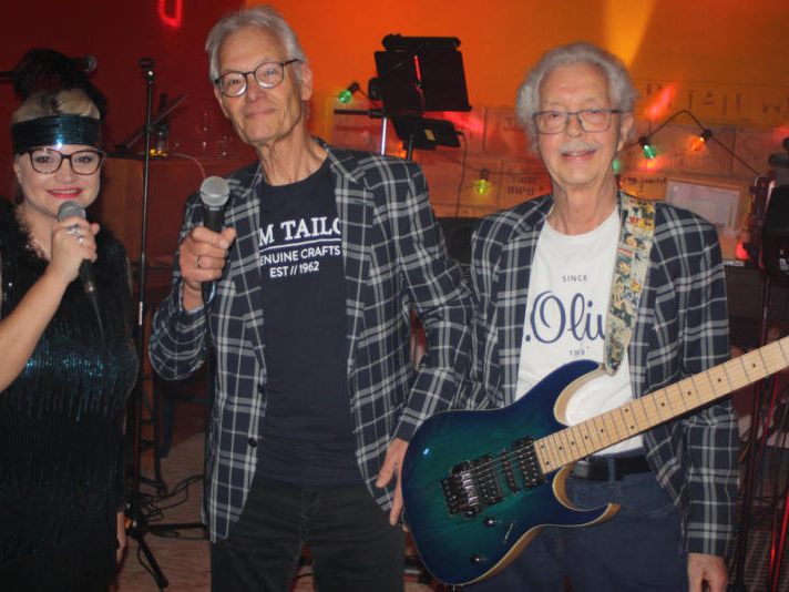 Angelika Schmid, Kurt Dreier und Arthur Dreier sorgen im Rankweiler Hof für Stimmung. Angelika Schmid, Kurt Dreier und Arthur Dreier sorgen im Rankweiler Hof für Stimmung.