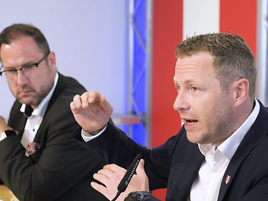 Die FPÖ erhebt Anspruch auf die Nominierung des EU-Kommissars. Die FPÖ erhebt Anspruch auf die Nominierung des EU-Kommissars.