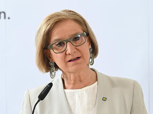 Mikl-Leitner will mit Kickl und Gewessler nicht mehr regieren. Mikl-Leitner will mit Kickl und Gewessler nicht mehr regieren.