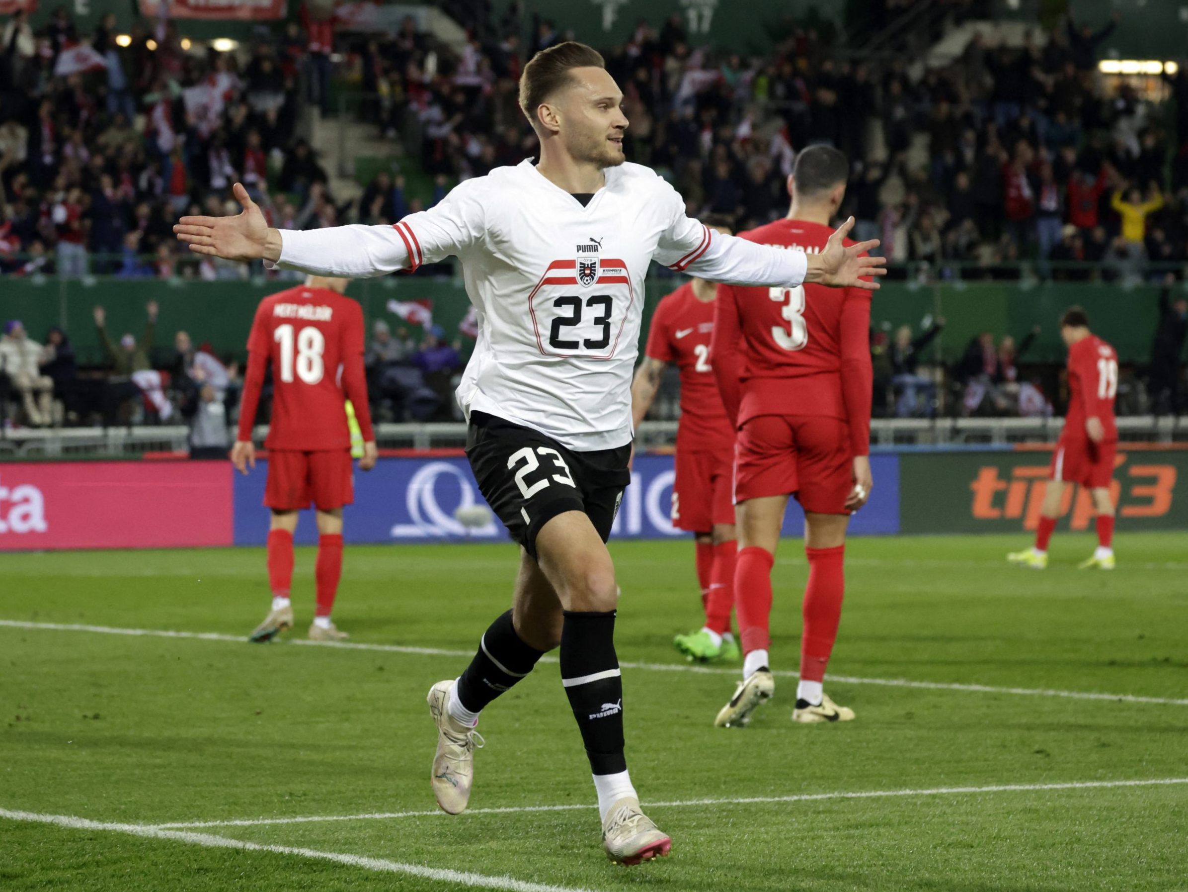 Im März gewann Österreich gegen die Türkei mit 6:1. Im März gewann Österreich gegen die Türkei mit 6:1.