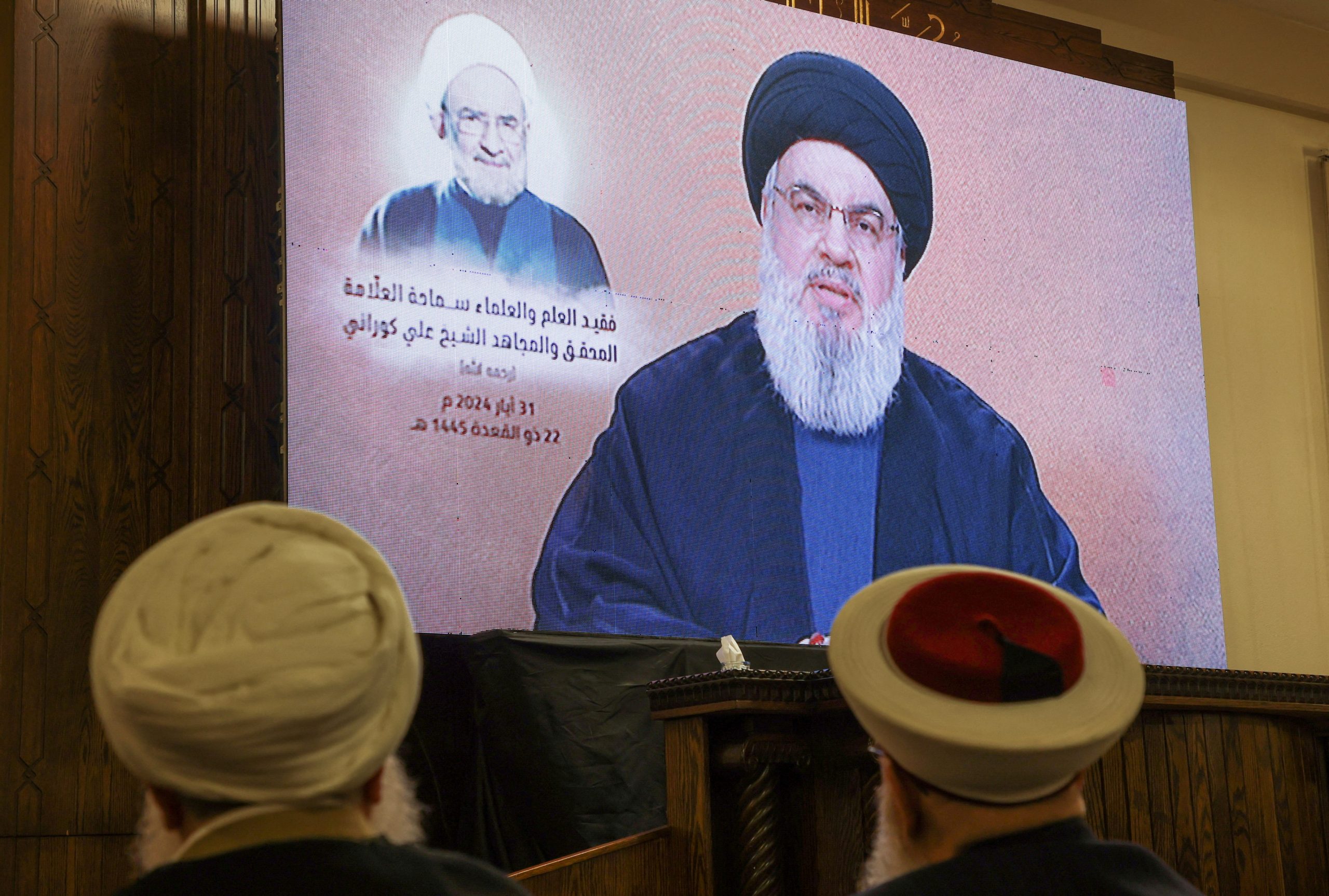 Der Führer der libanesischen Hisbollah, Sayyed Hassan Nasrallah, hält eine Fernsehansprache während einer Zeremonie in den südlichen Vororten Beiruts, Libanon