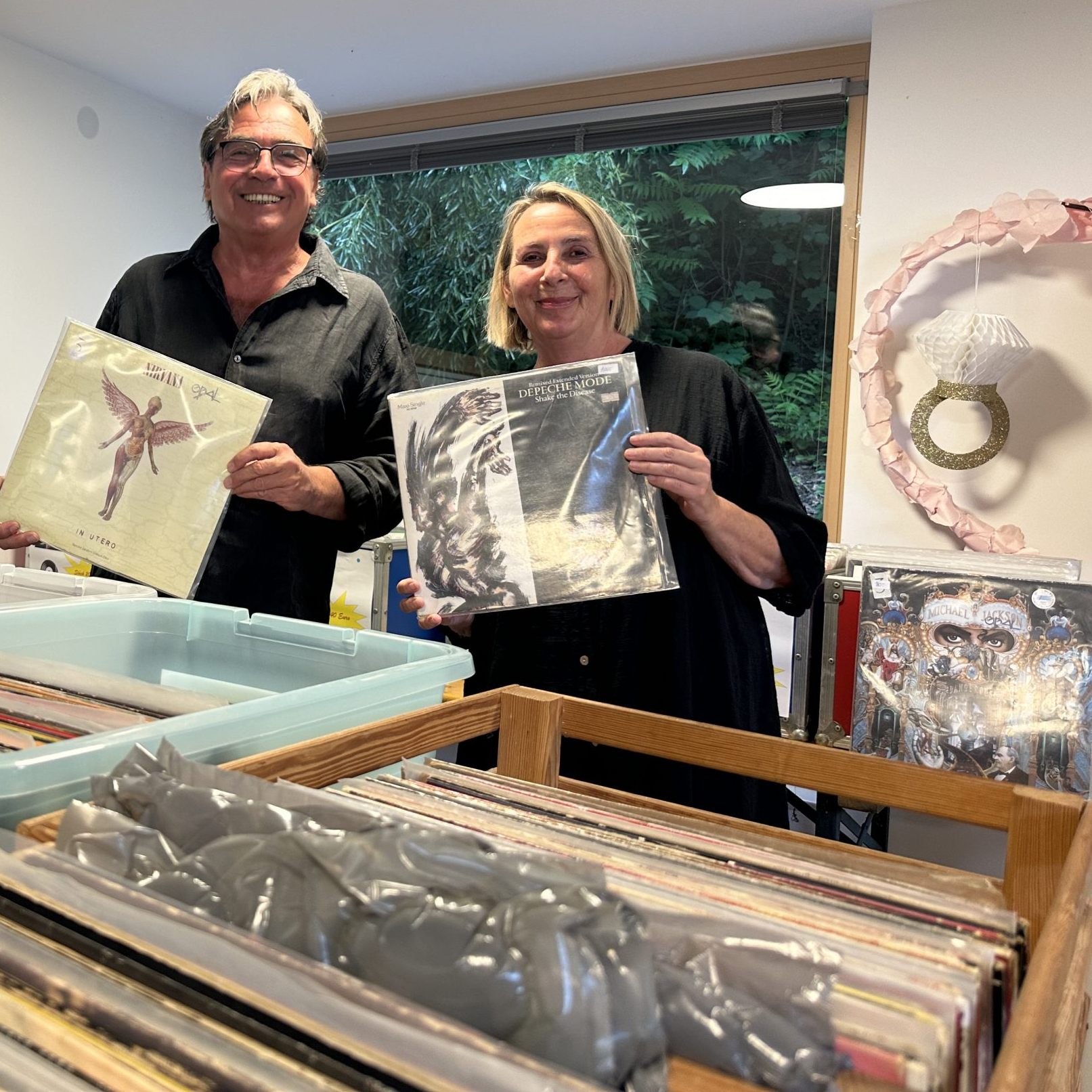 Ein Stück Clubgeschichte für zu Hause: Der Lochauer Opal verkauft seine Plattensammlung.