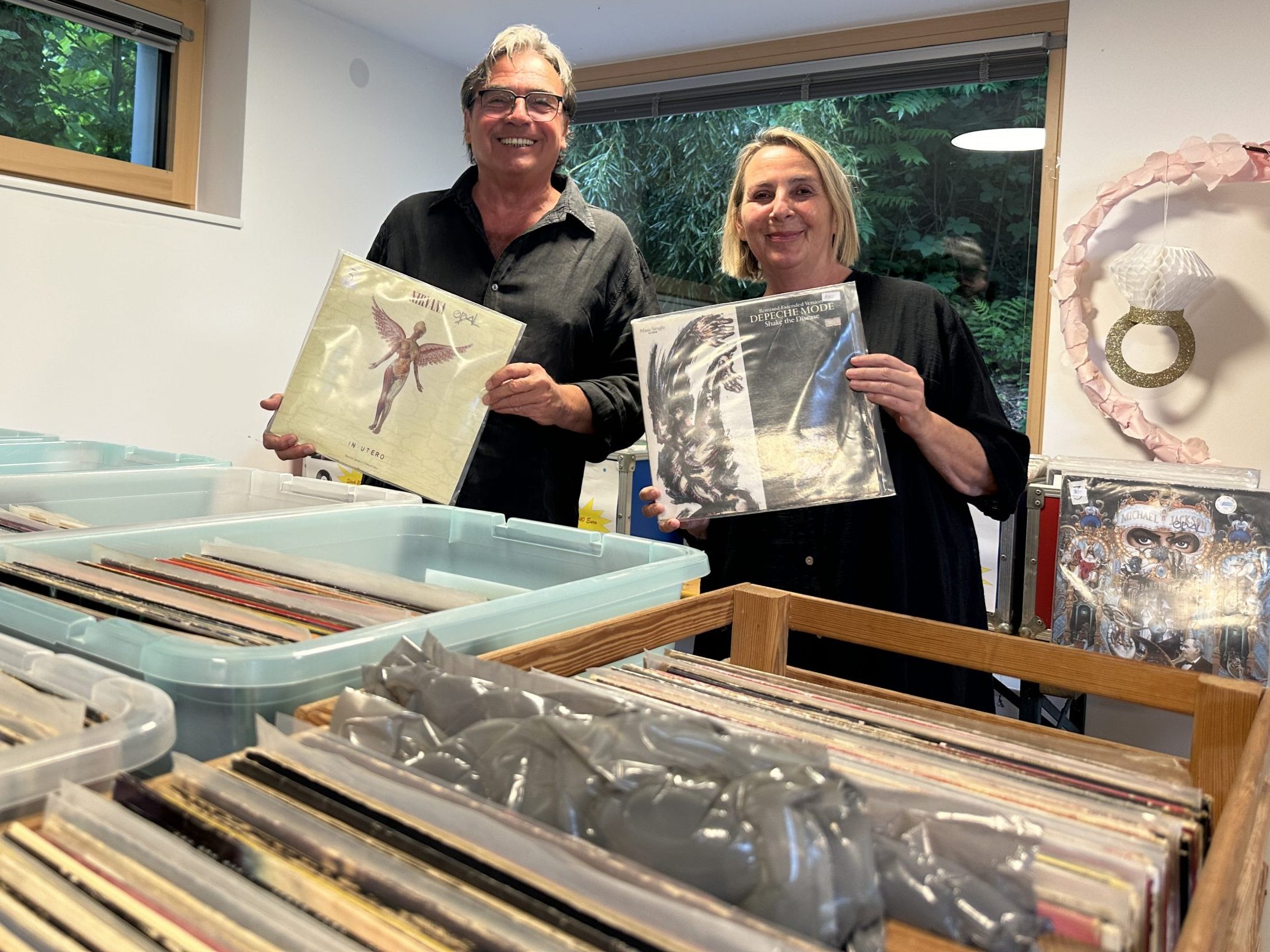 Ein Stück Clubgeschichte für zu Hause: Der Lochauer Opal verkauft seine Plattensammlung.