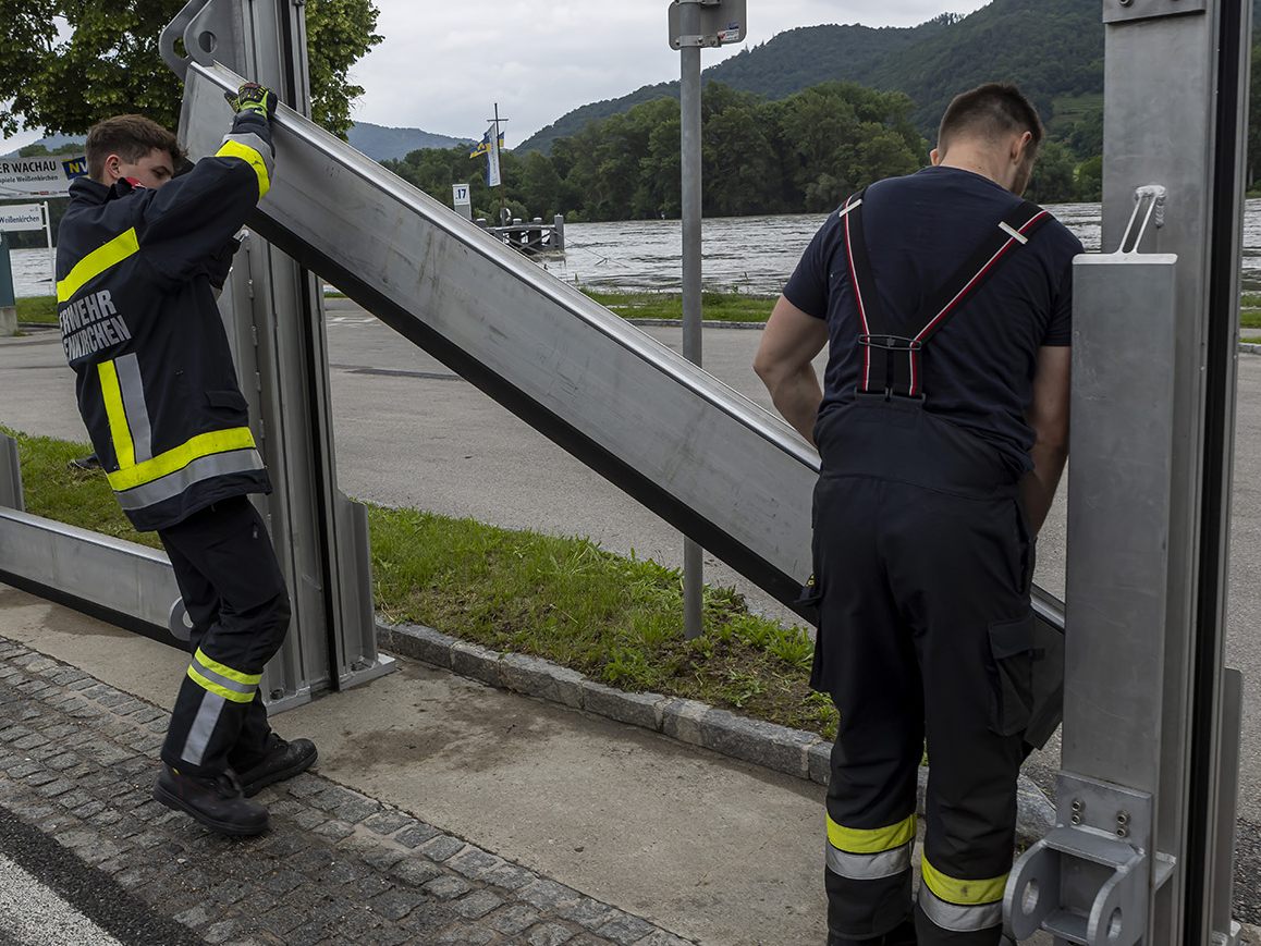 Der mobile Hochwasserschutz kann teilweise wieder abgebaut werden.