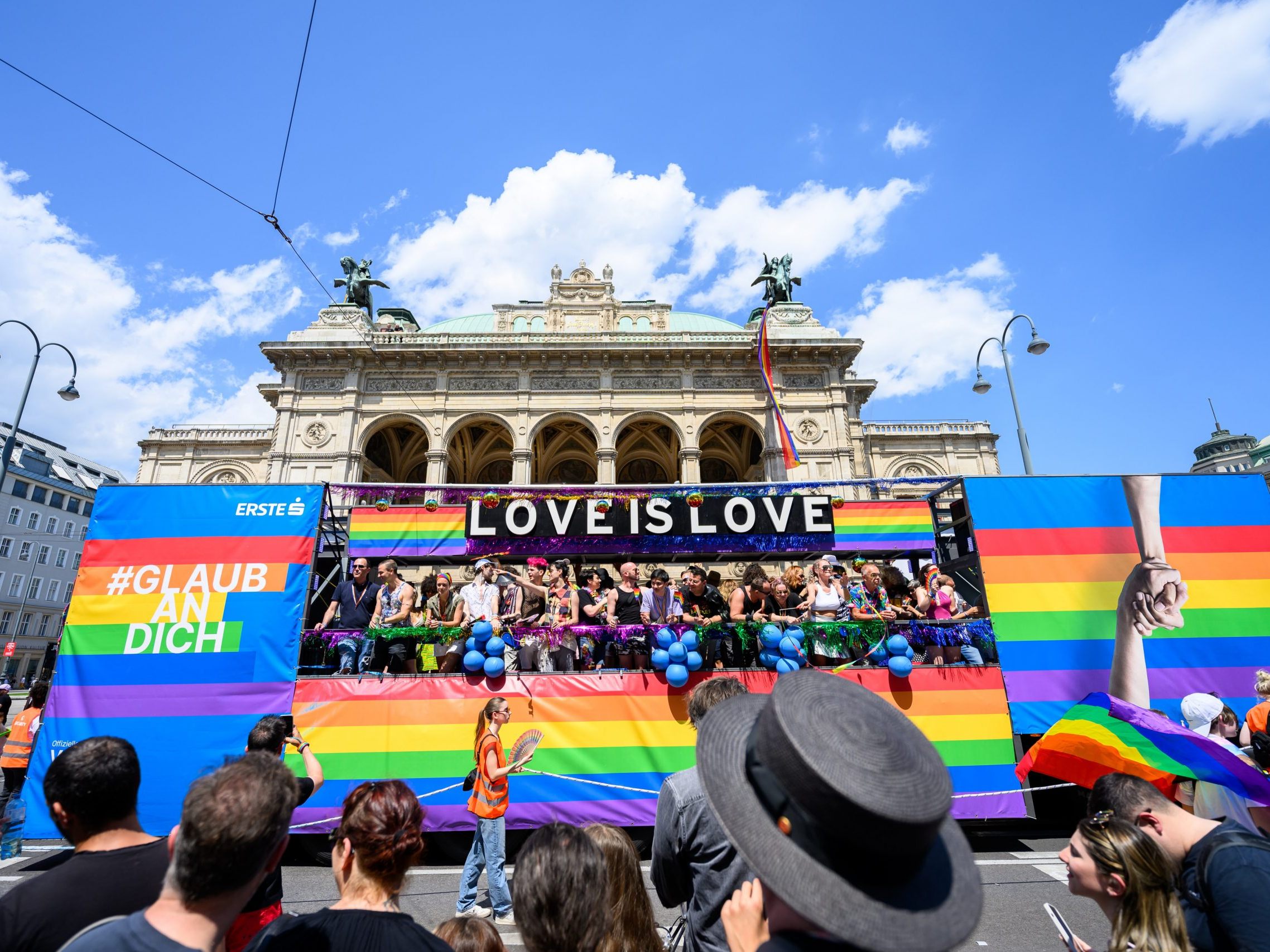 340.000 Menschen demonstrieren in Wien 340.000 Menschen demonstrieren in Wien