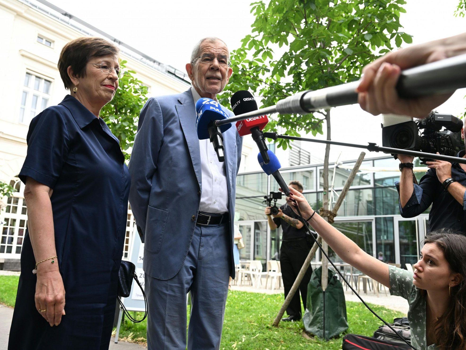Der Bunespräsident machte sich wegen eines möglichen Rechtsrucks keine Sorgen. Der Bunespräsident machte sich wegen eines möglichen Rechtsrucks keine Sorgen.