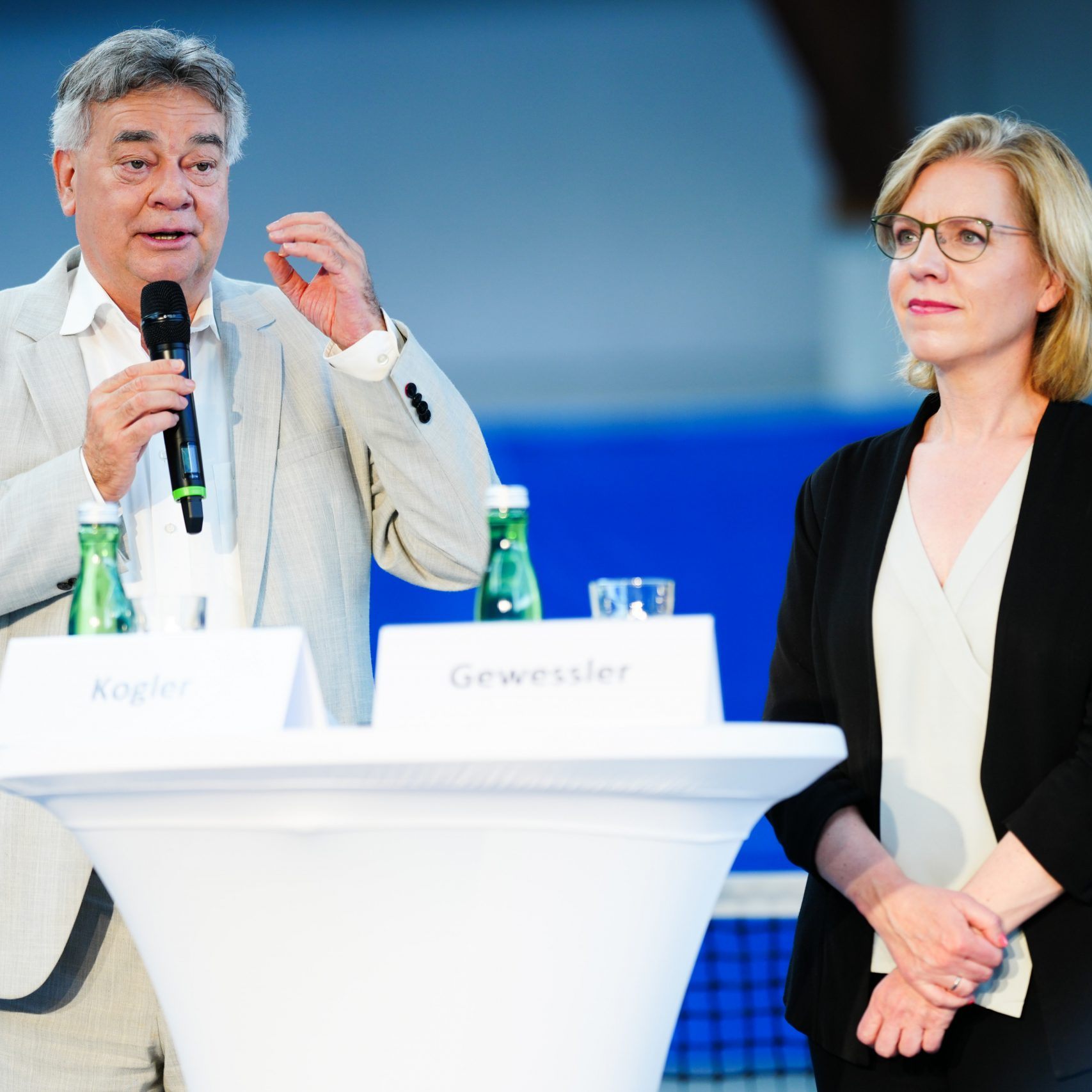 Österreich Sportstätten sollen mittels Förderungen klimafit gemacht werden.