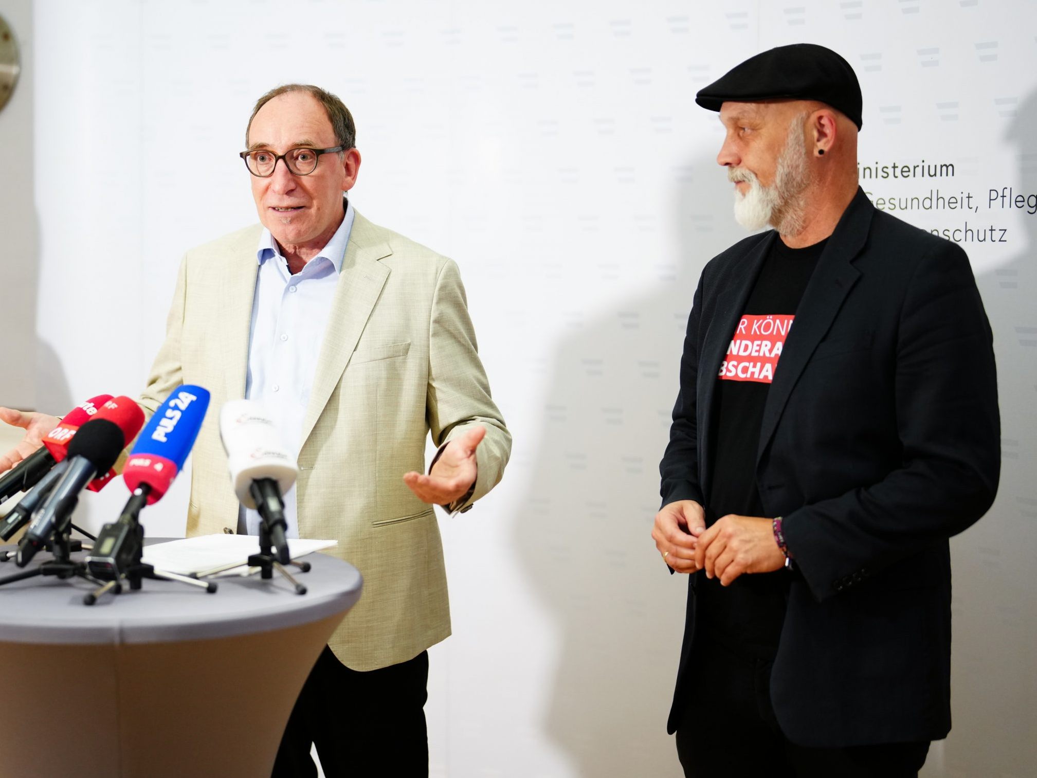 Sozialminister Rauch treibt die Kindergrundsicherung voran.