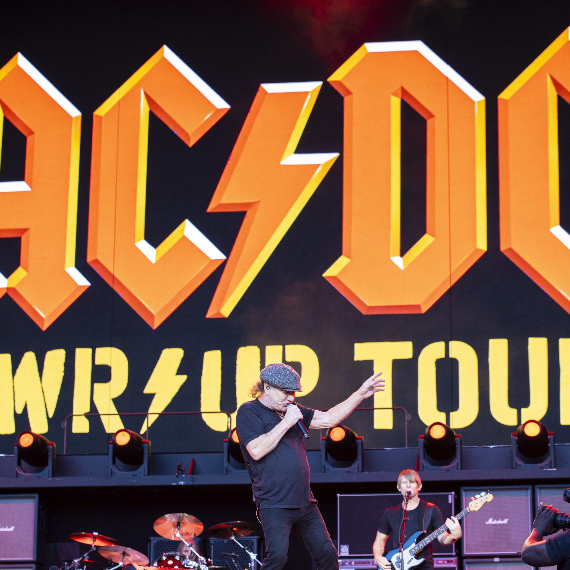 AC/DC haben ihre Spielfreude nicht verloren, wie die Band beim Wien-Konzert unter Beweis stellte.