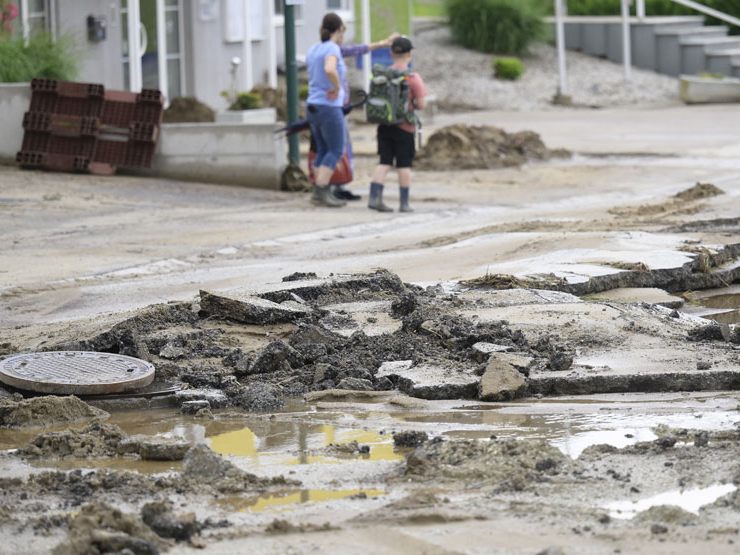 Der burgenländische Bezirk Oberwart wurde Anfang Juni schwer von einem Unwetter getroffen. Der burgenländische Bezirk Oberwart wurde Anfang Juni schwer von einem Unwetter getroffen.