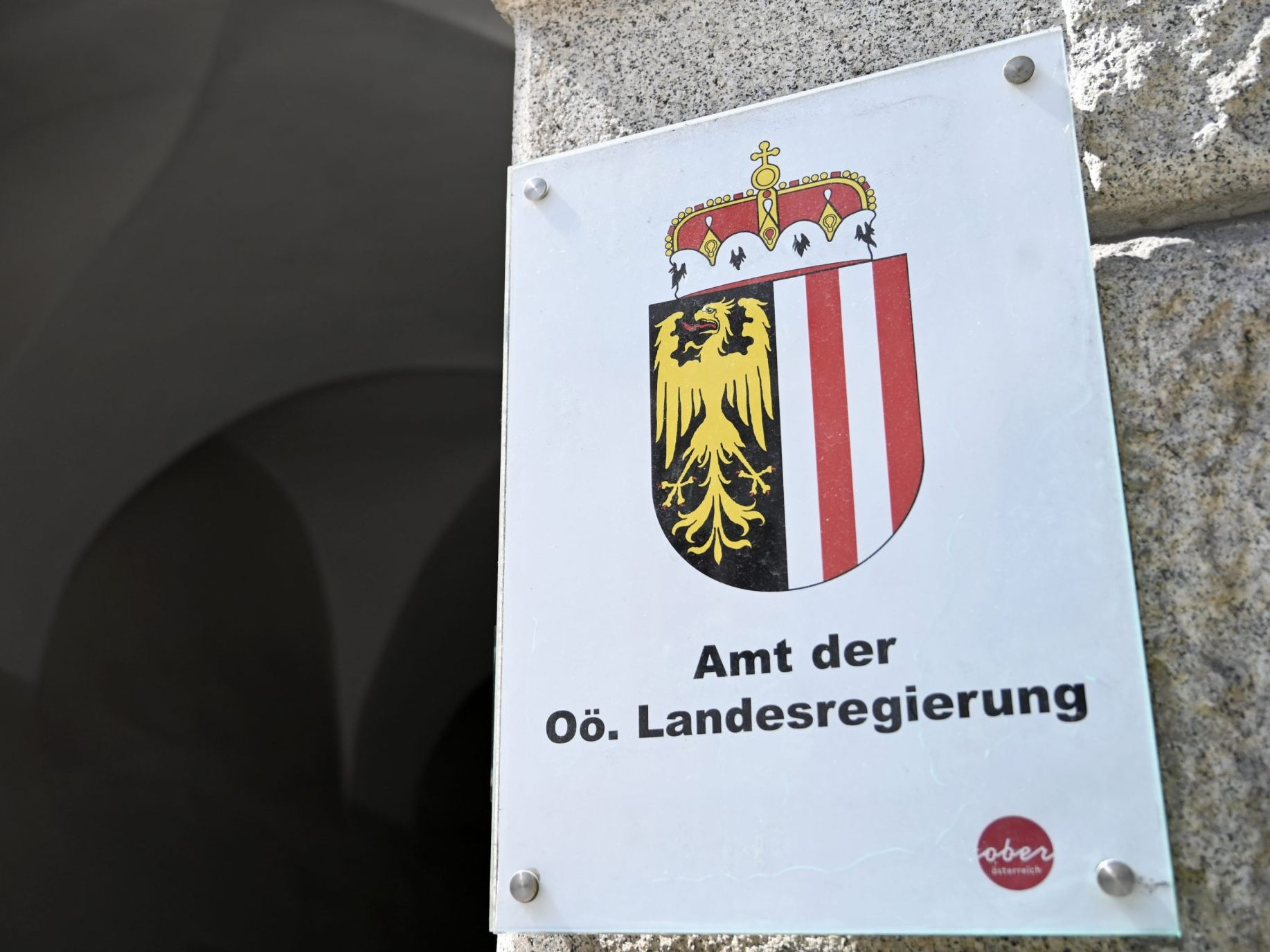 Die Inserate von ÖVP-Landesräten in schwarzen Medien sorgen für Kritik.