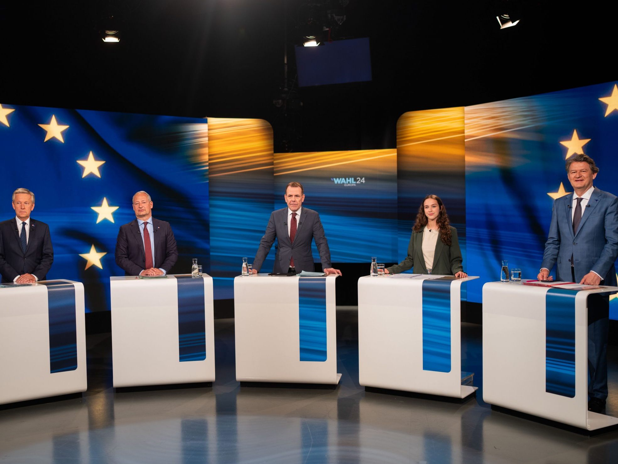 Der EU-Wahlkampf geht mit Abschlussveranstaltungen ins Finale. Der EU-Wahlkampf geht mit Abschlussveranstaltungen ins Finale.