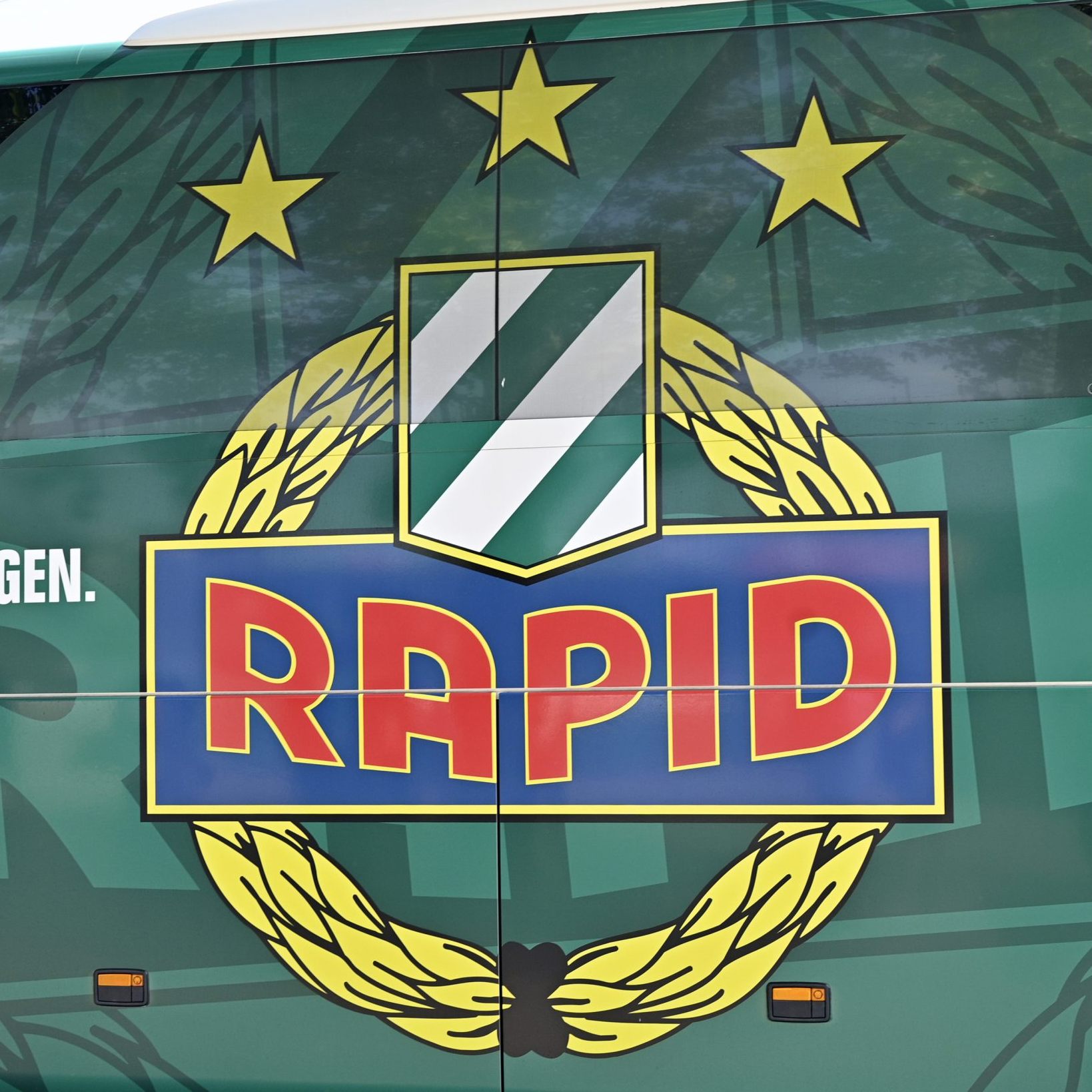 Rapid Wien verpflichtete Linksverteidiger Böckle.