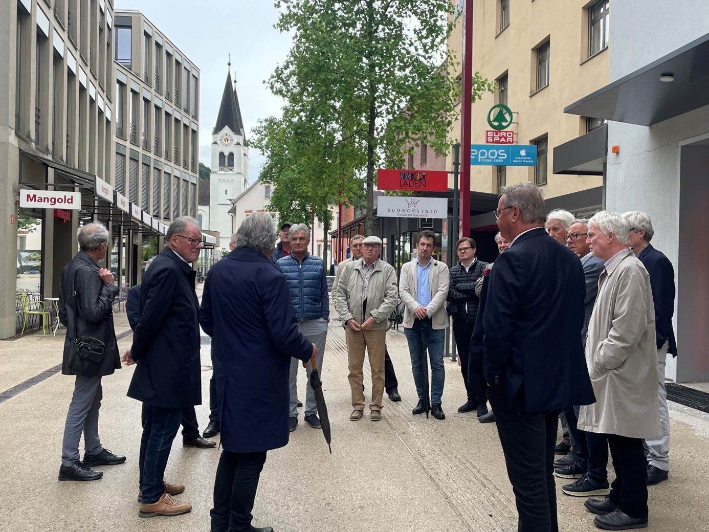 Die Gäste lernten viel über den Garnmarkt und seine Entwicklungsgeschichte.