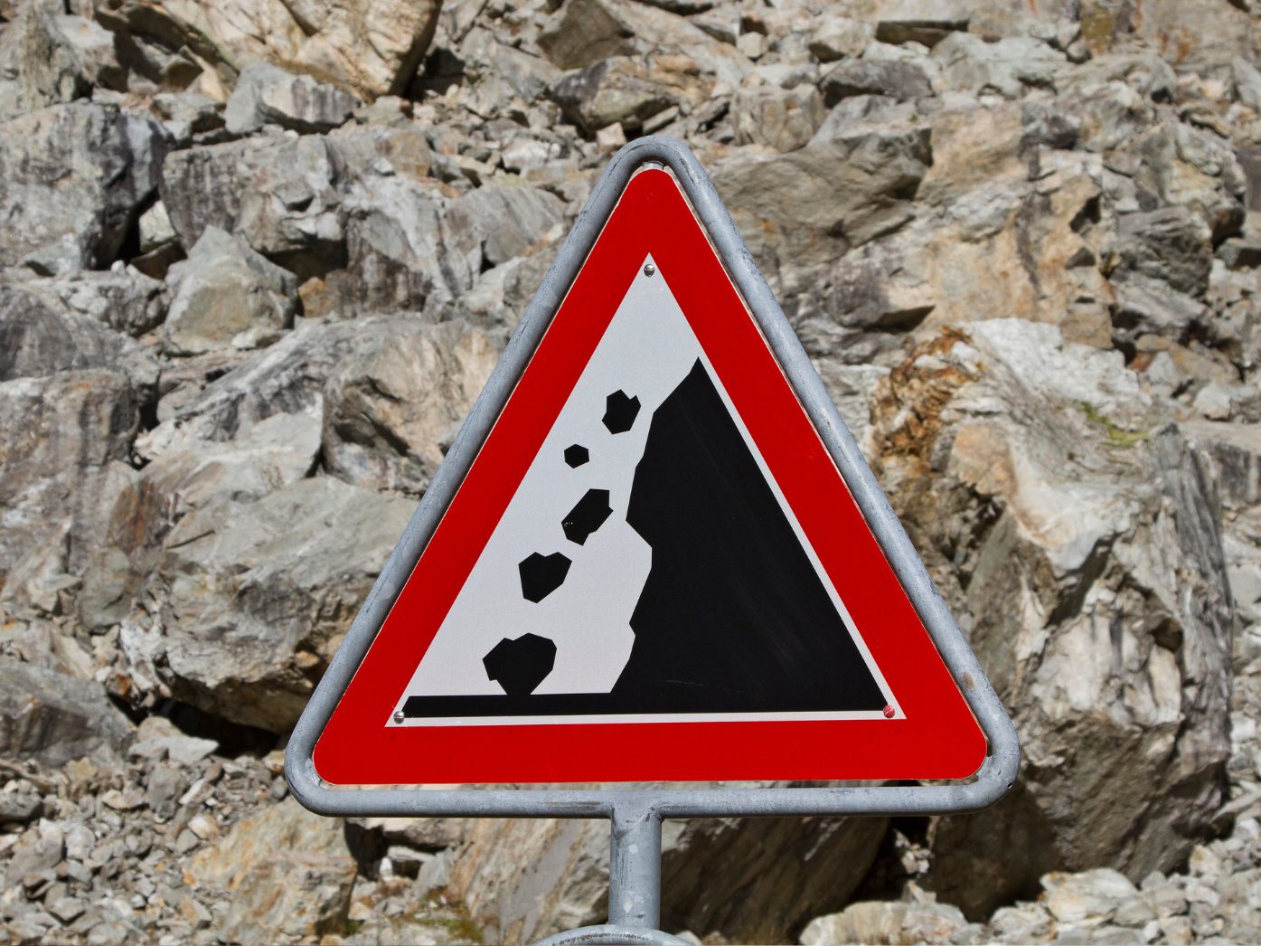 Die Begehung des Steinmassivs ist in Vorbereitung.