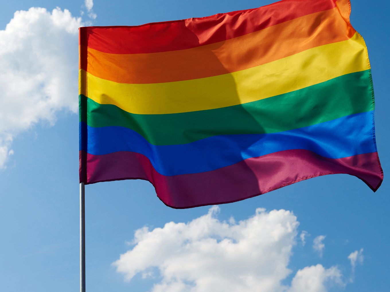 150 Wiener Schulen hissen die Regenbogenfahne.