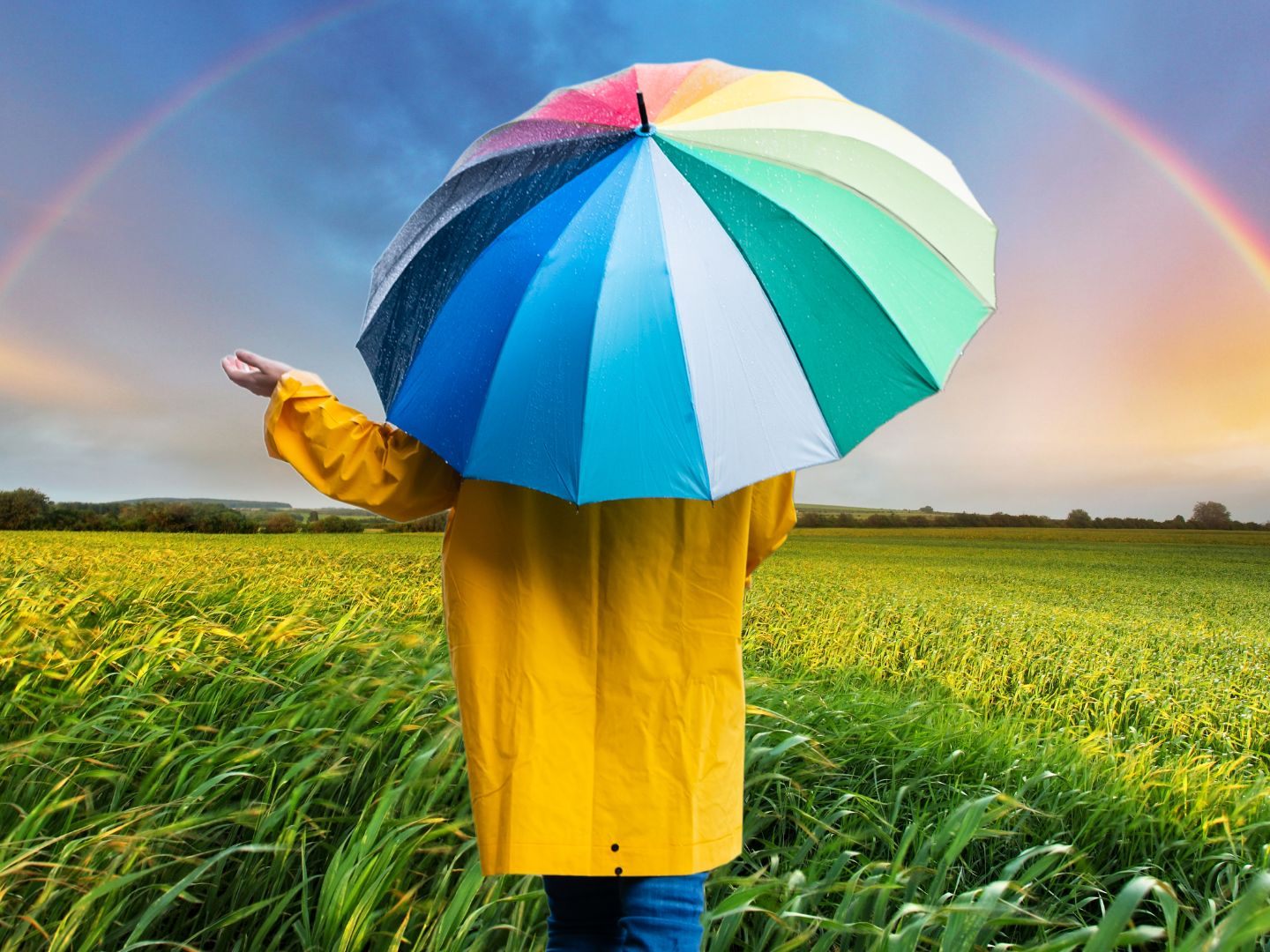 In der kommenden Woche sollte man immer einen Regenschirm dabei haben. In der kommenden Woche sollte man immer einen Regenschirm dabei haben.