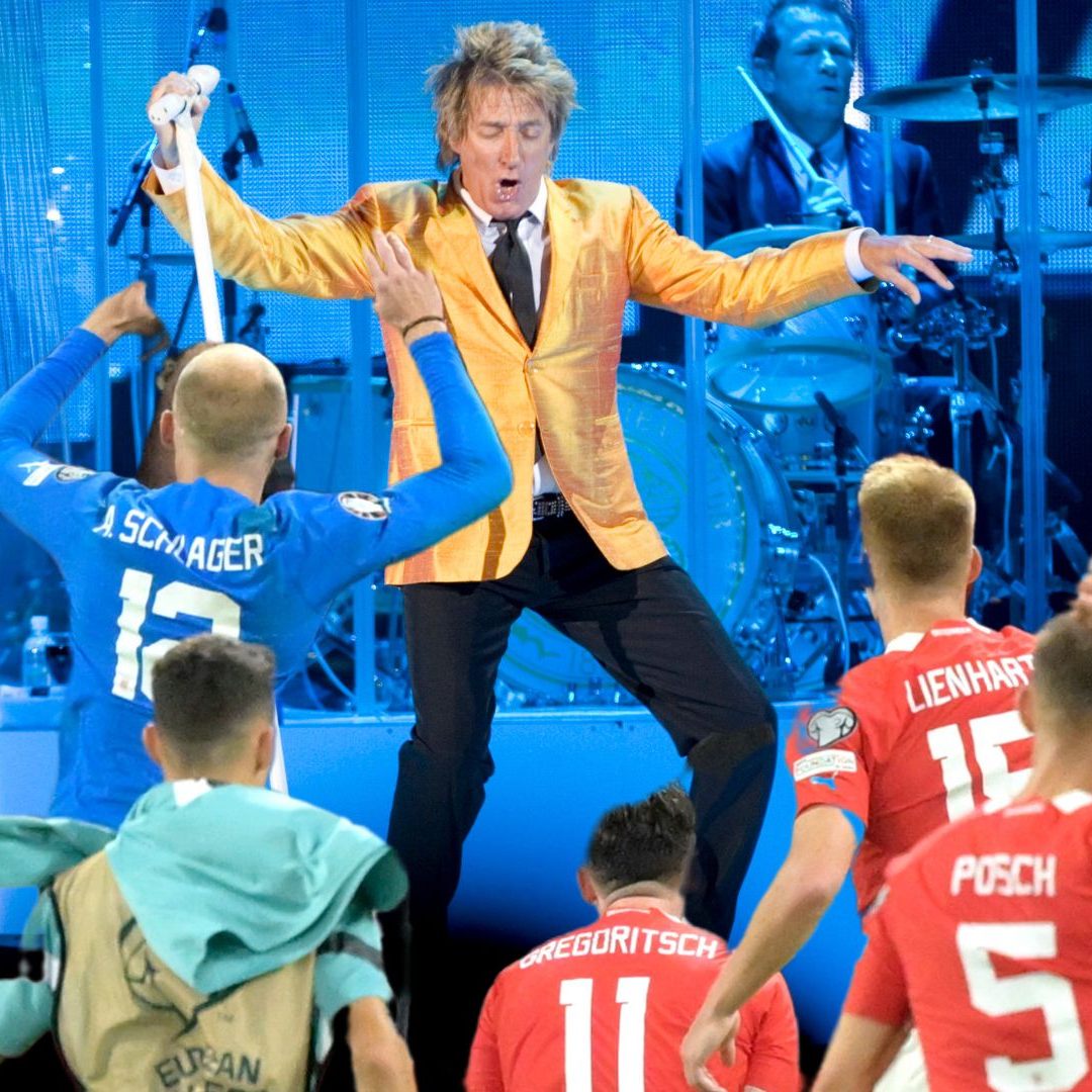 Das ÖFB-Nationalteam besucht zwei Tage vor Start der Fußball-EM ein Rod-Stewart-Konzert.