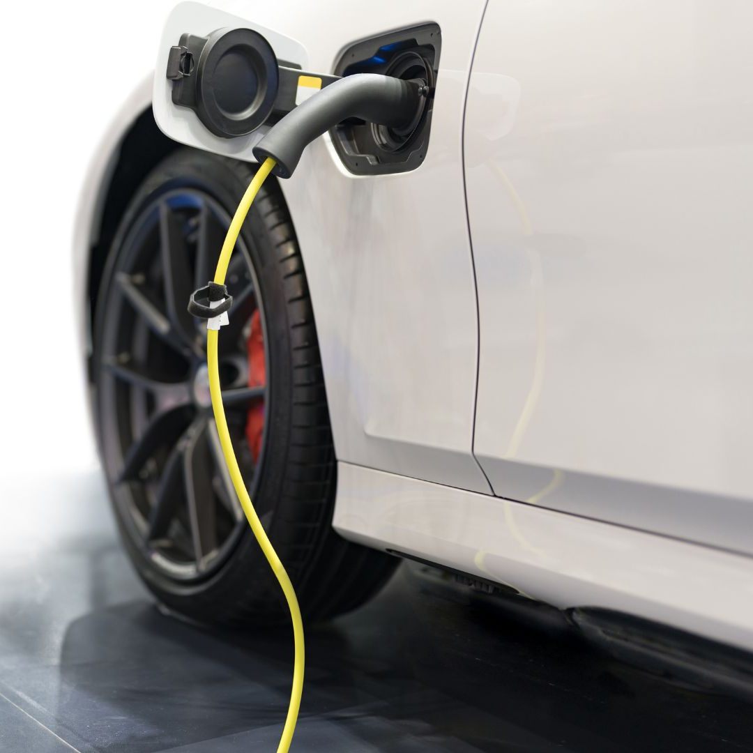 Tesla führt das Ranking an, während die Japaner noch einiges an Nachholbedarf haben.