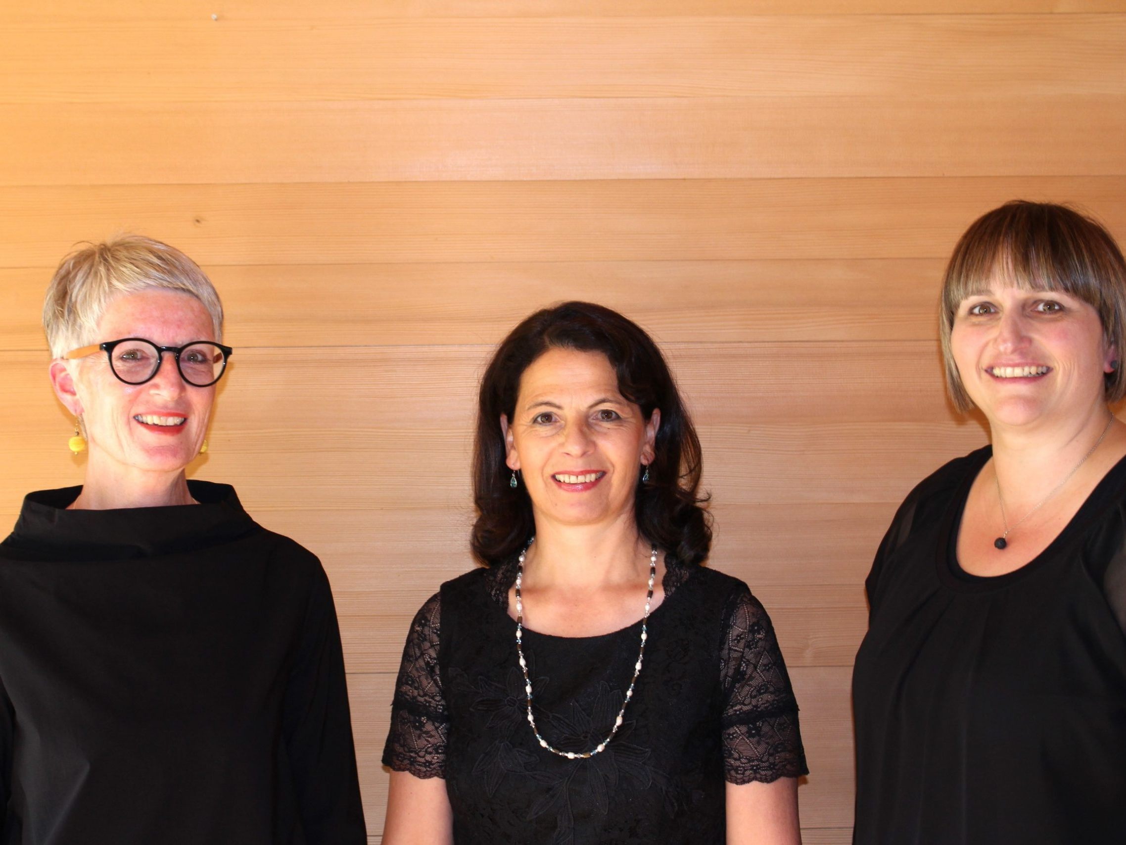 Das Vokalensemble „frauentonArt“ mit Doris dall‘Armi, Waltraud Eberle und Brigitte Nenning.