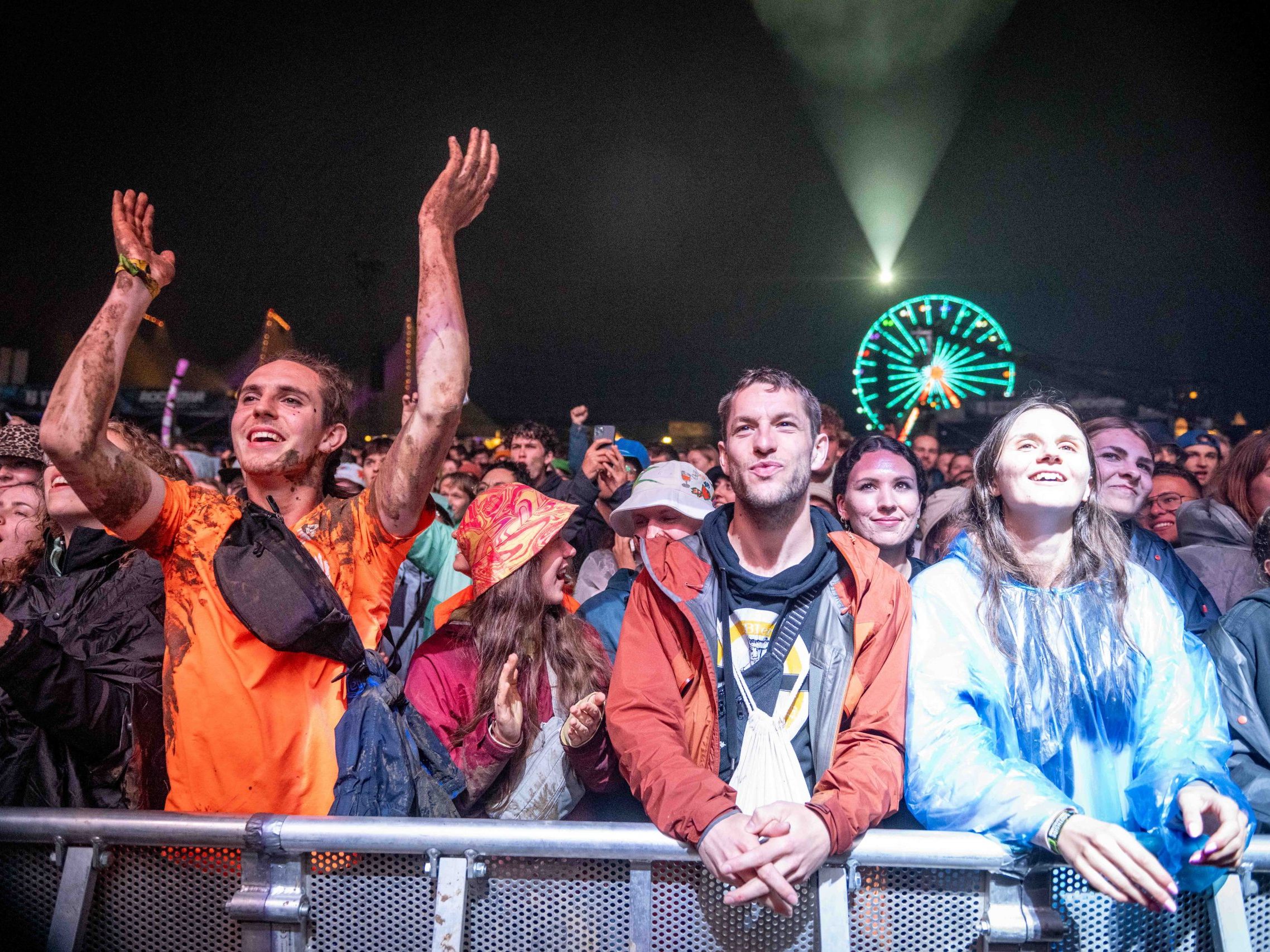 Die Festivalbesucher ließen sich den Spaß nicht verderben. Die Festivalbesucher ließen sich den Spaß nicht verderben.