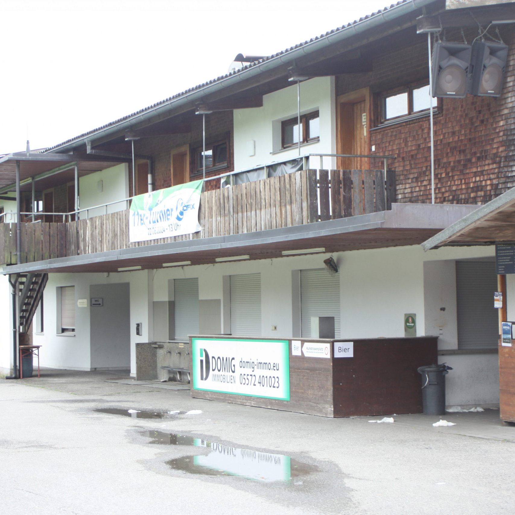 Die Sportanlage Ratz in Röthis erstrahlt bald in einem neuen Glanz, das alte Gebäude wird abgerissen.