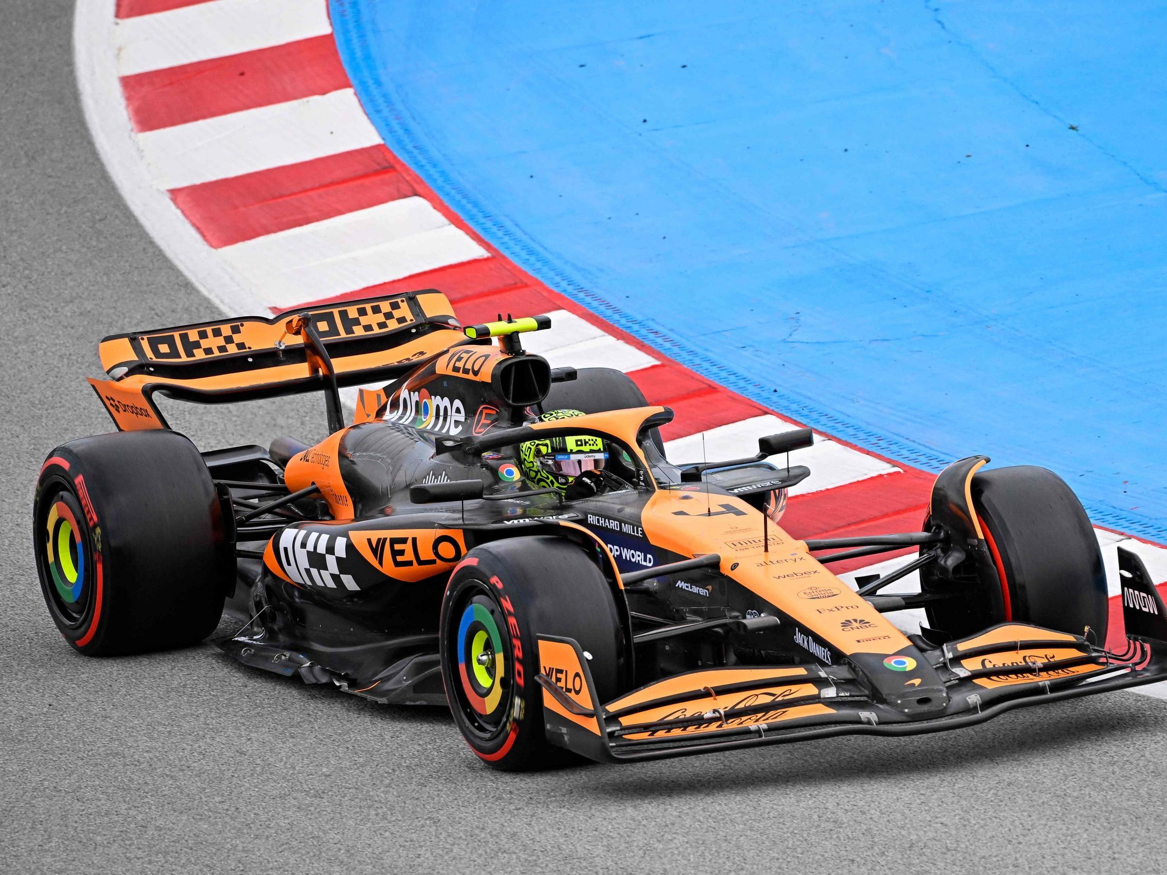 Lando Norris startet am Sonntag von der Pole Position.