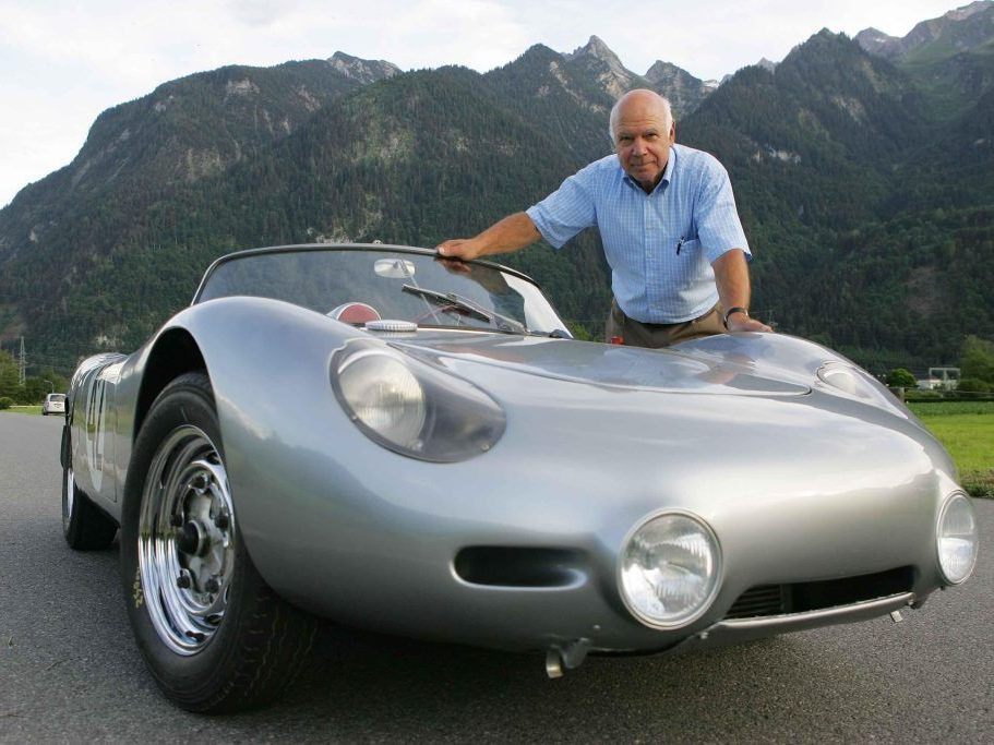 Jubilar Rudi Lins und Porsche – eine besondere Beziehung seit mehr als einem halben Jahrhundert.