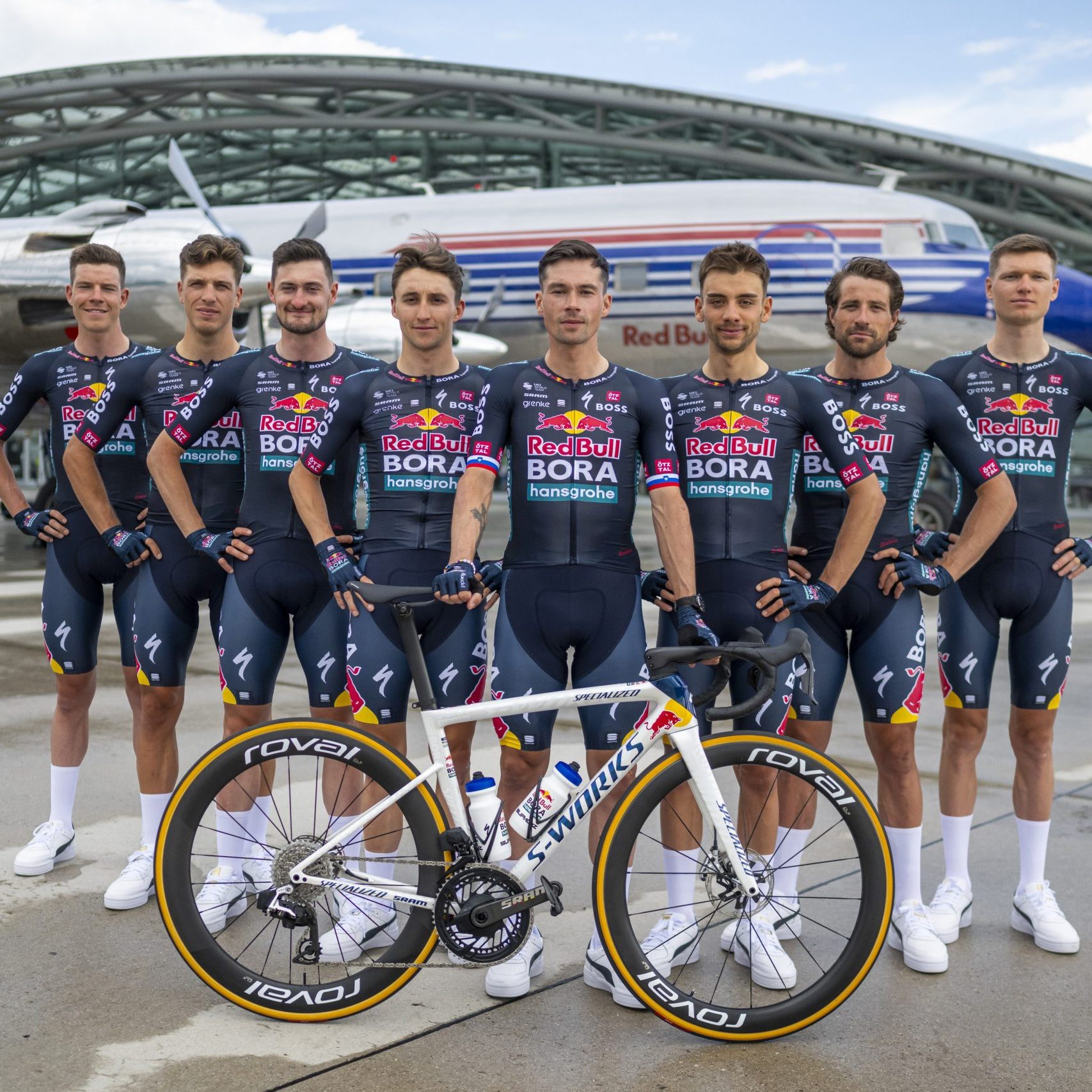 Red Bull - BORA - hansgrohe Cycling Team