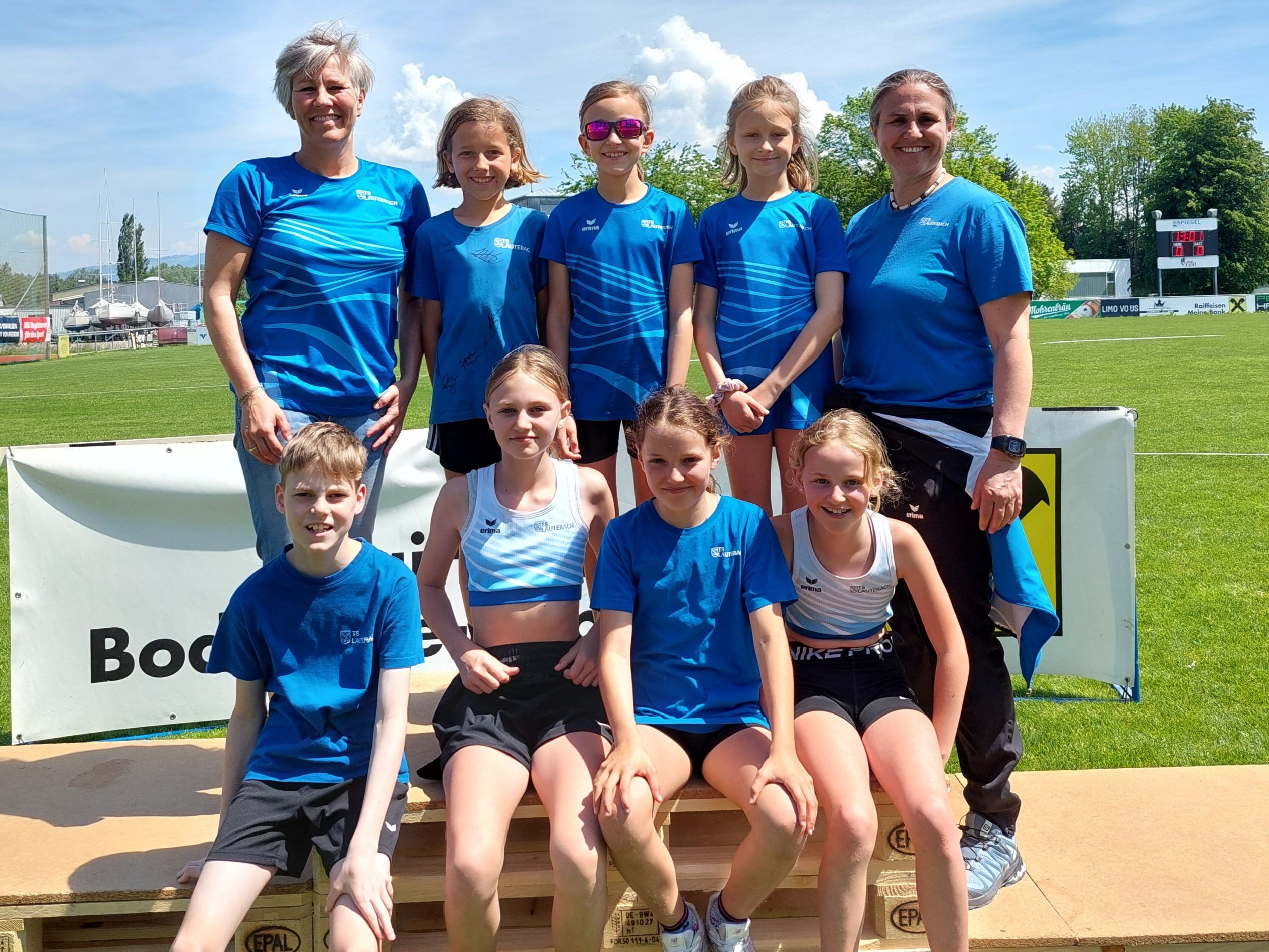 U12 und Trainer Petra Sobotta und Sonja Wild-Pöllmann U12 und Trainer Petra Sobotta und Sonja Wild-Pöllmann