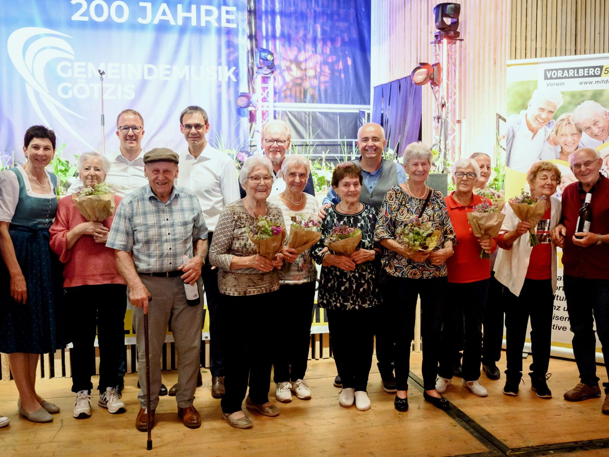 Beste Stimmung herrschte beim 32. Landestreffen des Vereins VORARLBERG 50plus in Götzis. Die ältesten Festbesucher erhielten wieder eine schöne Ehrung.