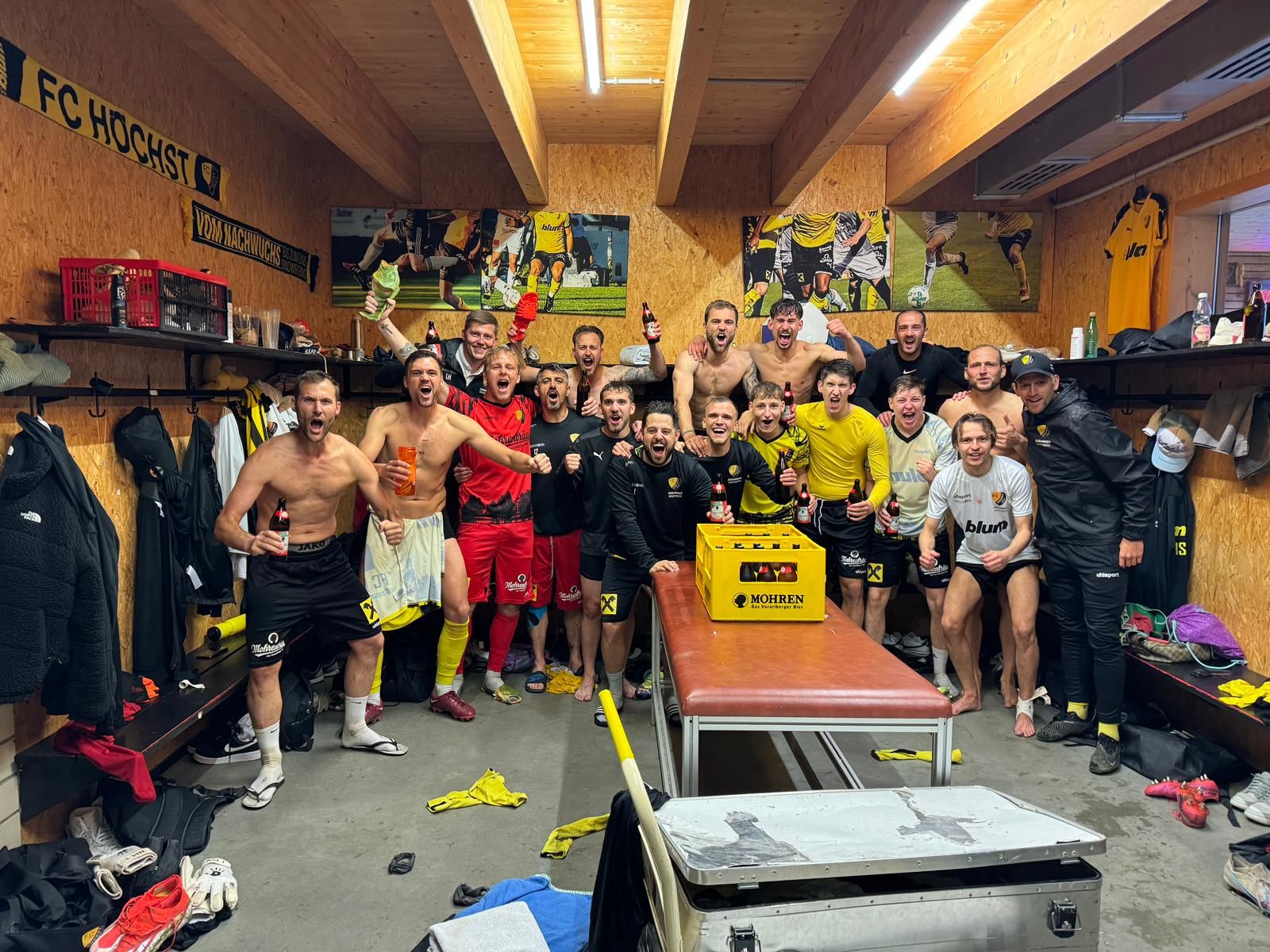 Drei Spiele, drei Siege: Der FC Höchst beendet die englische Woche perfekt. Drei Spiele, drei Siege: Der FC Höchst beendet die englische Woche perfekt.