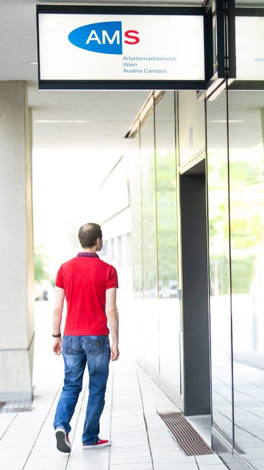 Arbeitslosigkeit im Mai etwas schwächer als in den Vormonaten gestiegen.