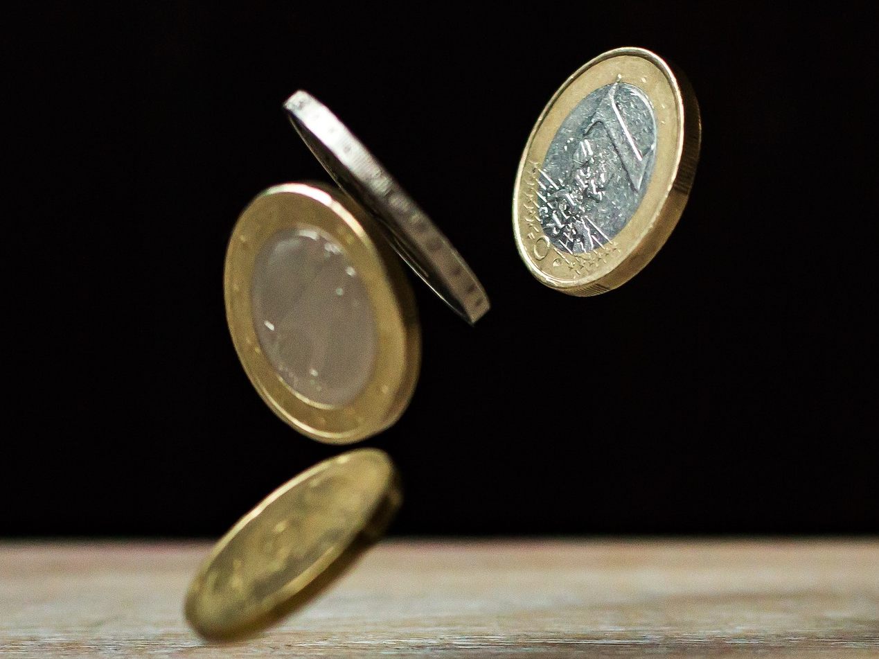 Der Handel hofft auf einen Mehrumsatz von 80 Mio. Euro durch die EURO 2024. Der Handel hofft auf einen Mehrumsatz von 80 Mio. Euro durch die EURO 2024.