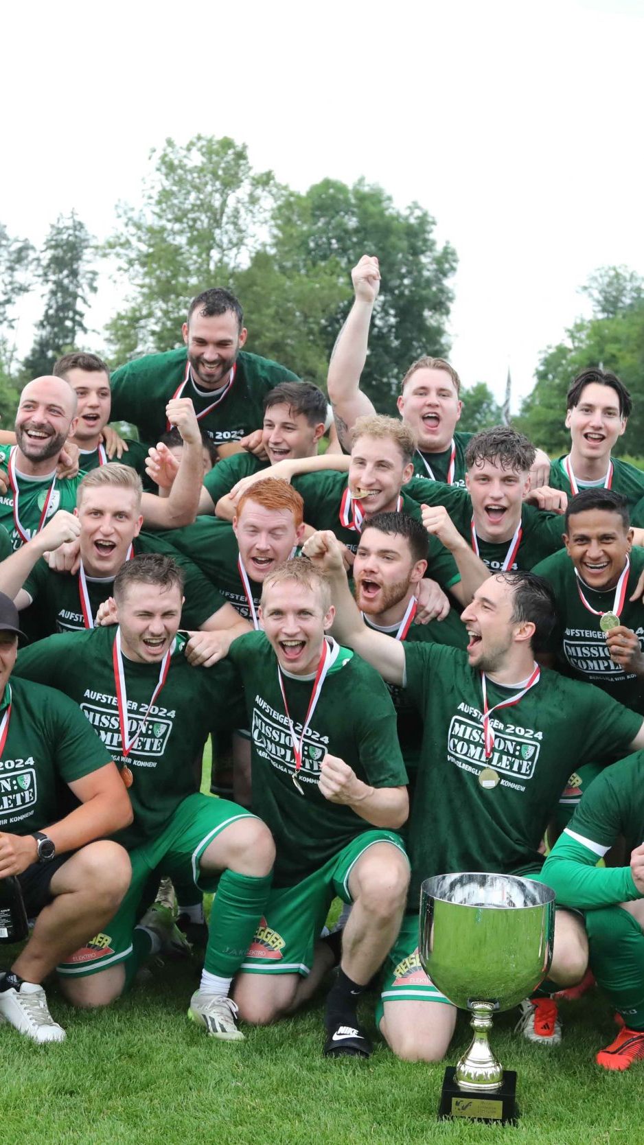 FC Sulz wurde überraschend Meister in der Landesliga und steigt in die Vorarlbergliga auf.