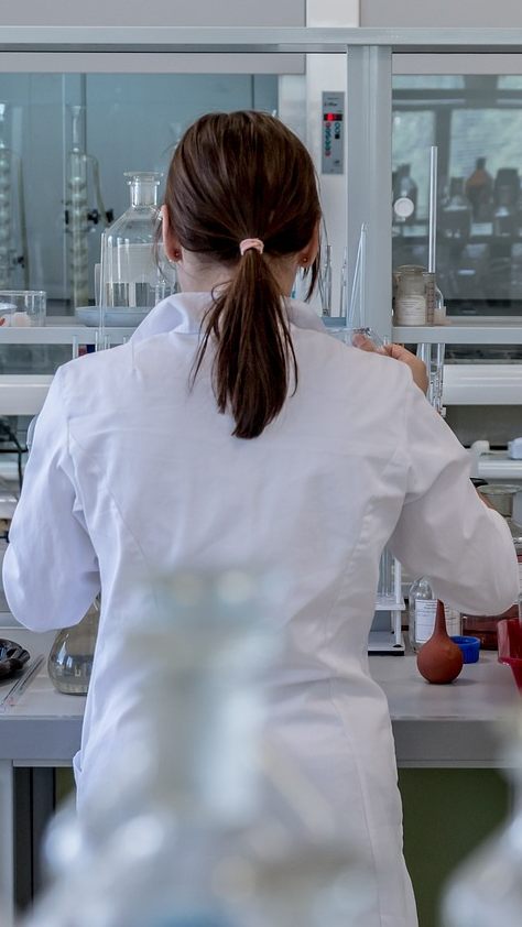 Die Chemie-KV-Verhandlungen gehen nach den Warnstreiks weiter.