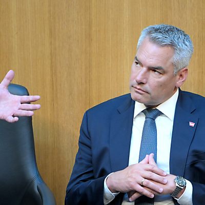 Kanzler wird befragt.