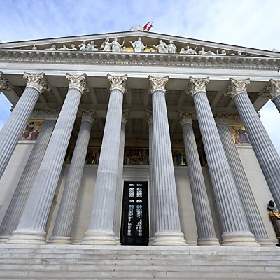 Im Parlament gibt es bald viel Personalwechsel.